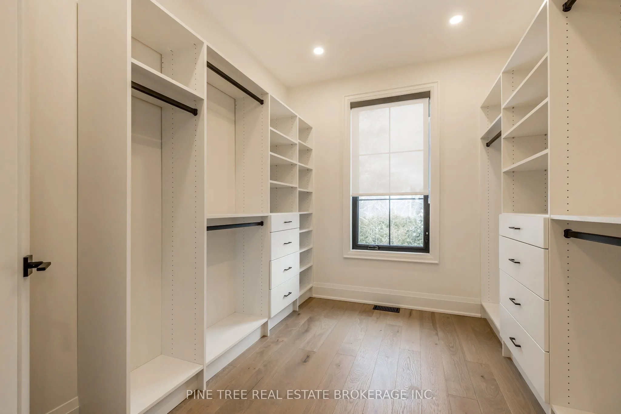 271 Codrington Street