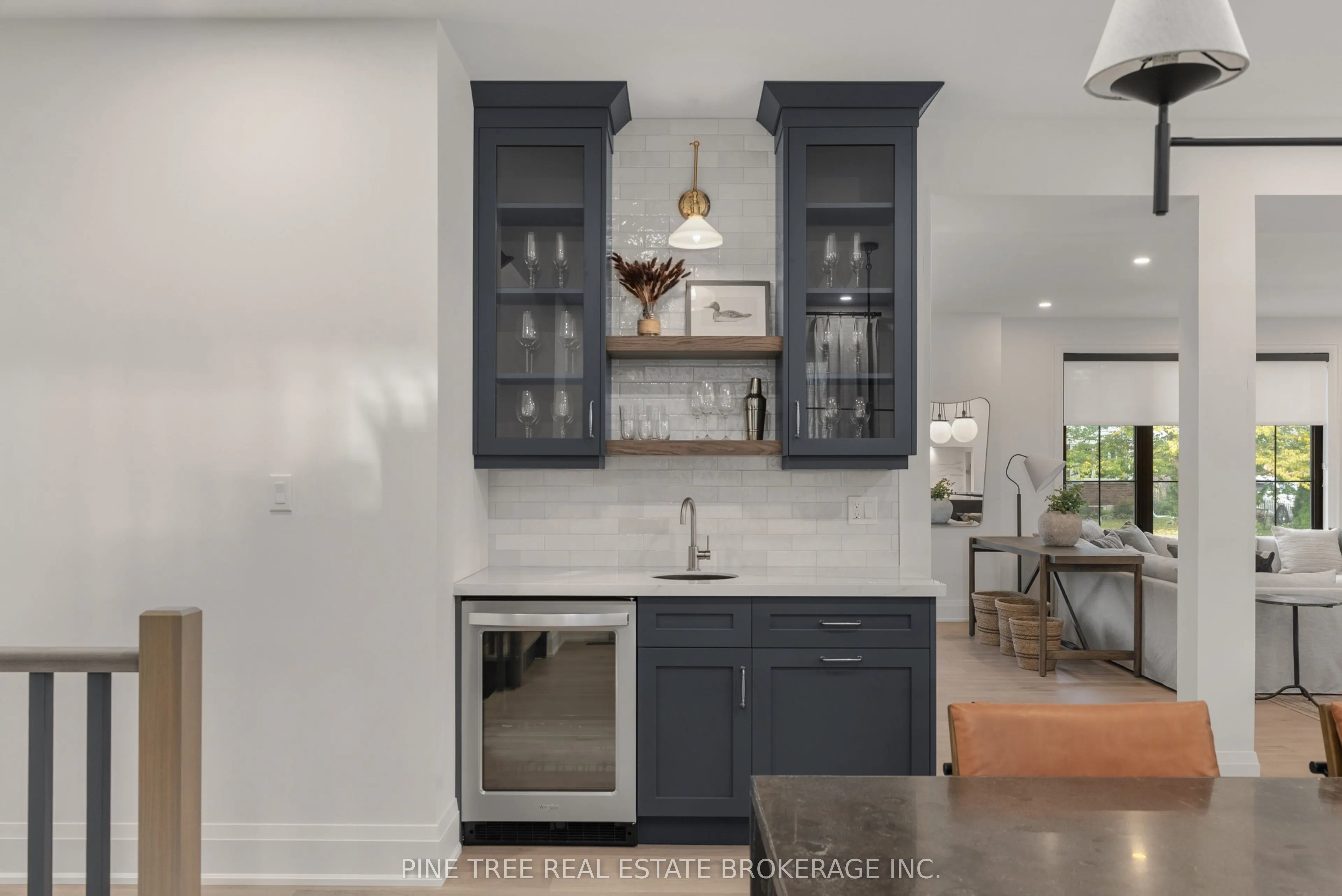 271 Codrington Street