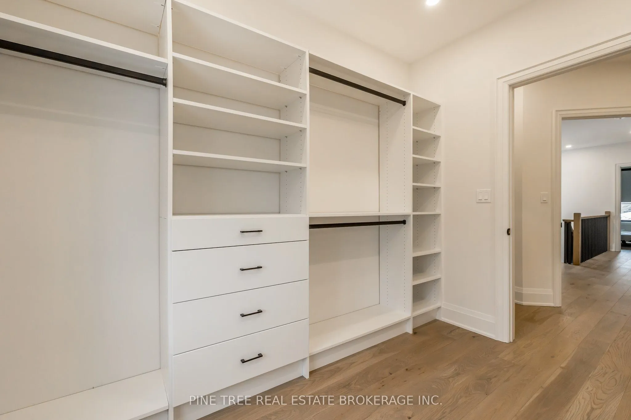 271 Codrington Street