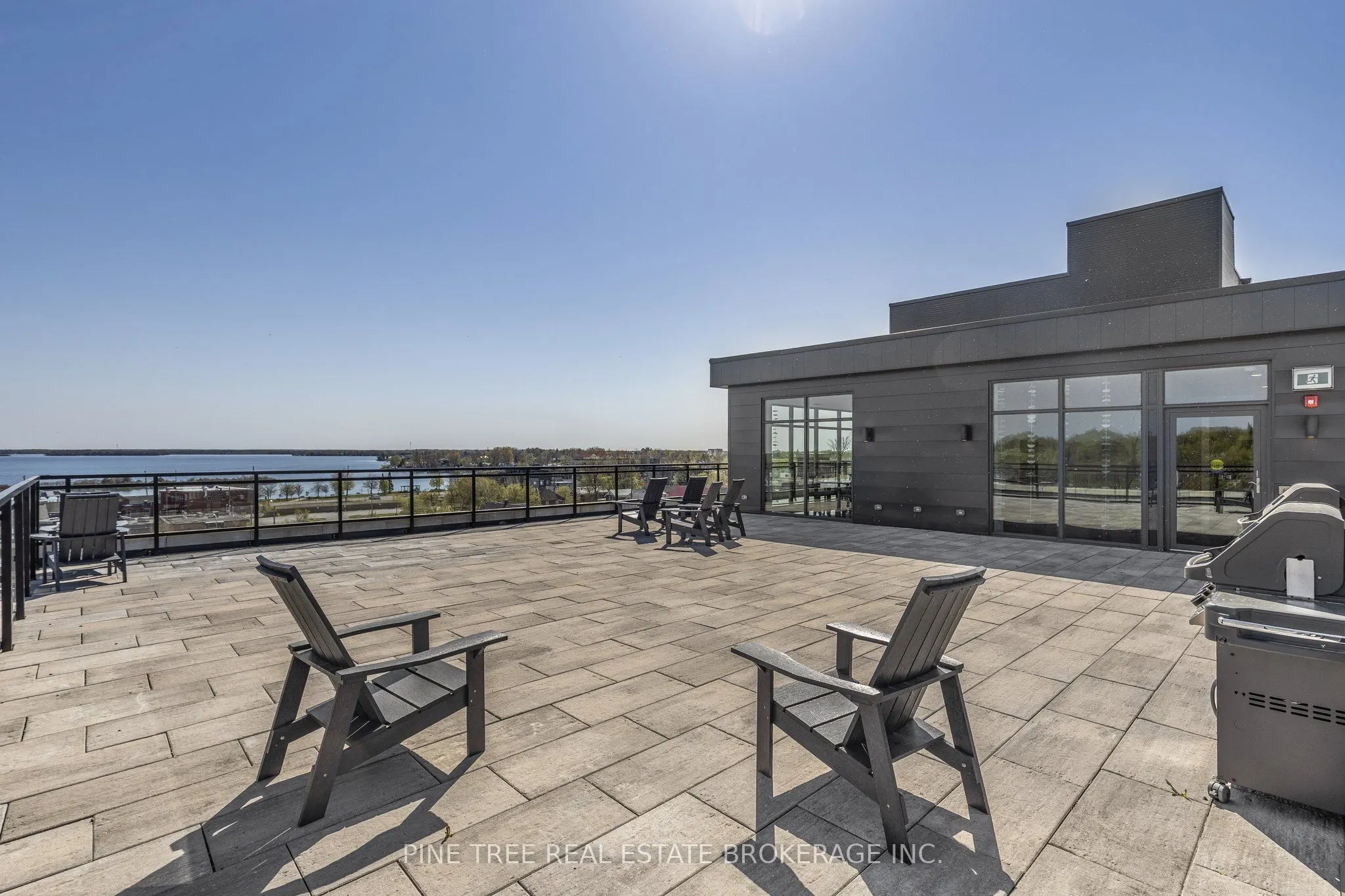 21 Matchedash Street S, #105