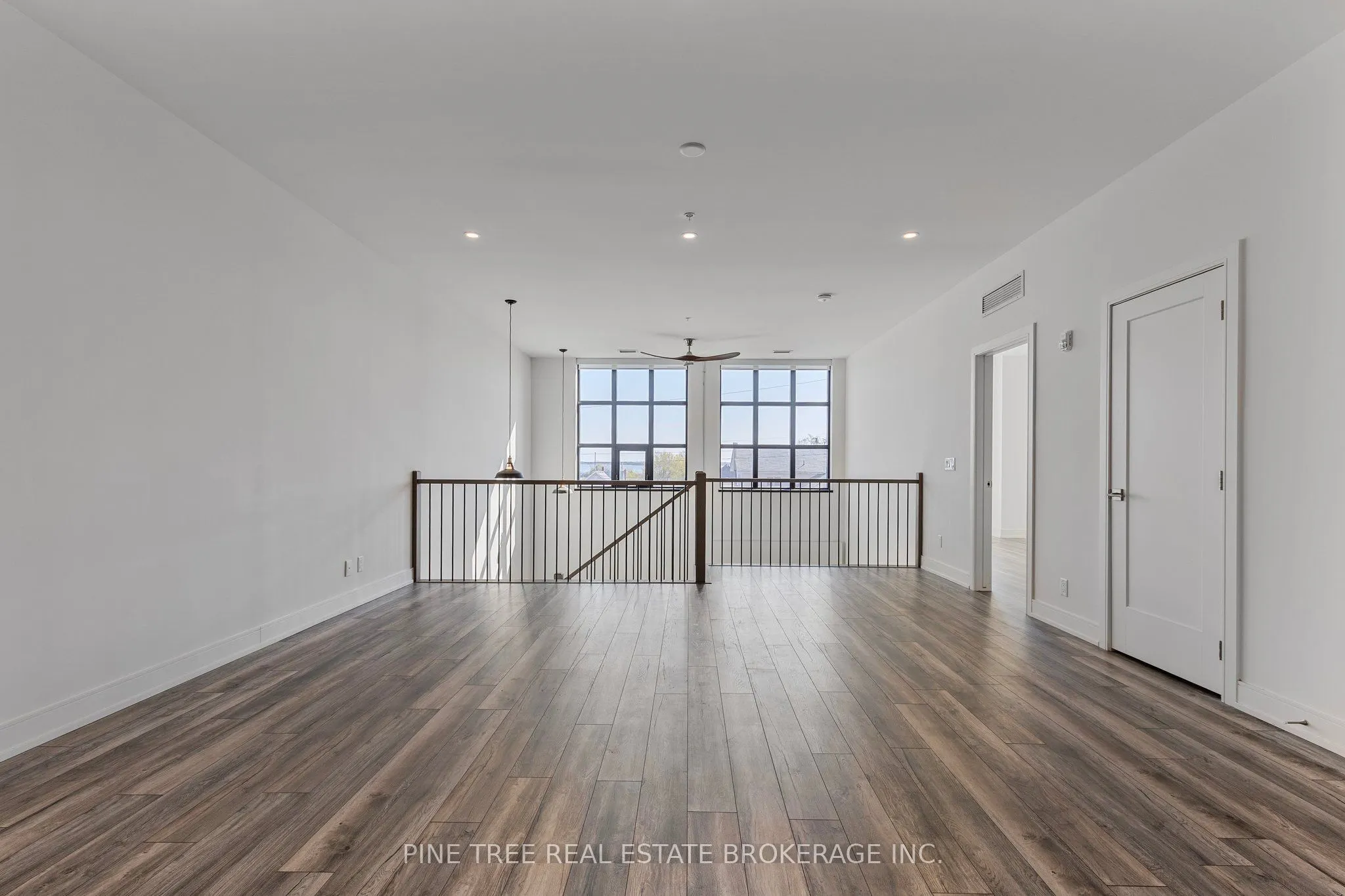 21 Matchedash Street S, #105