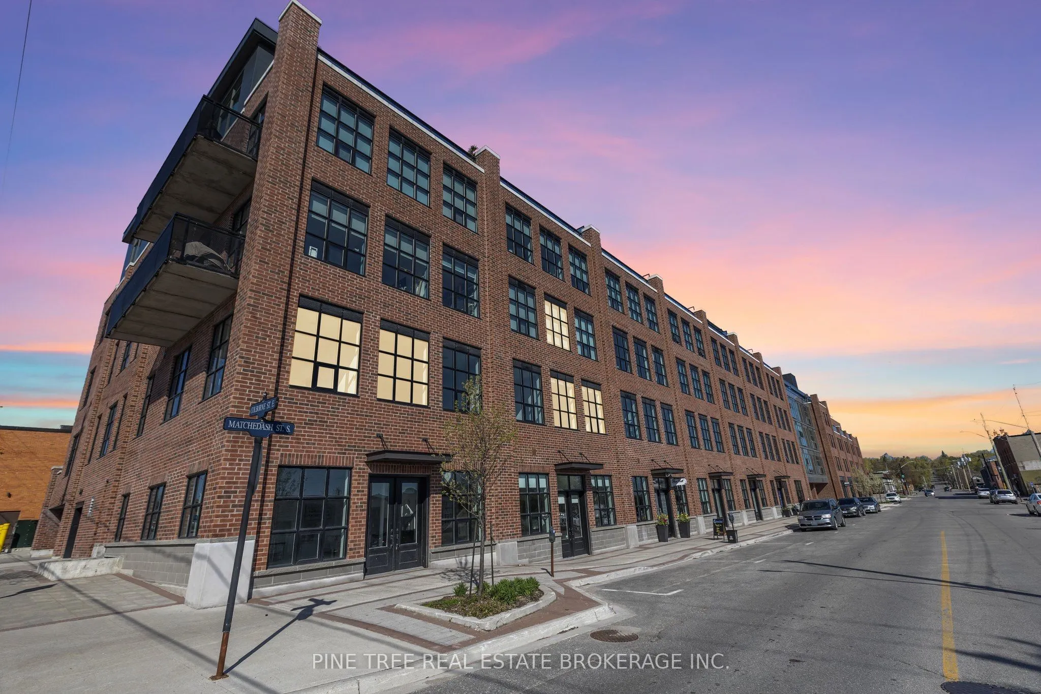 21 Matchedash Street S, #105