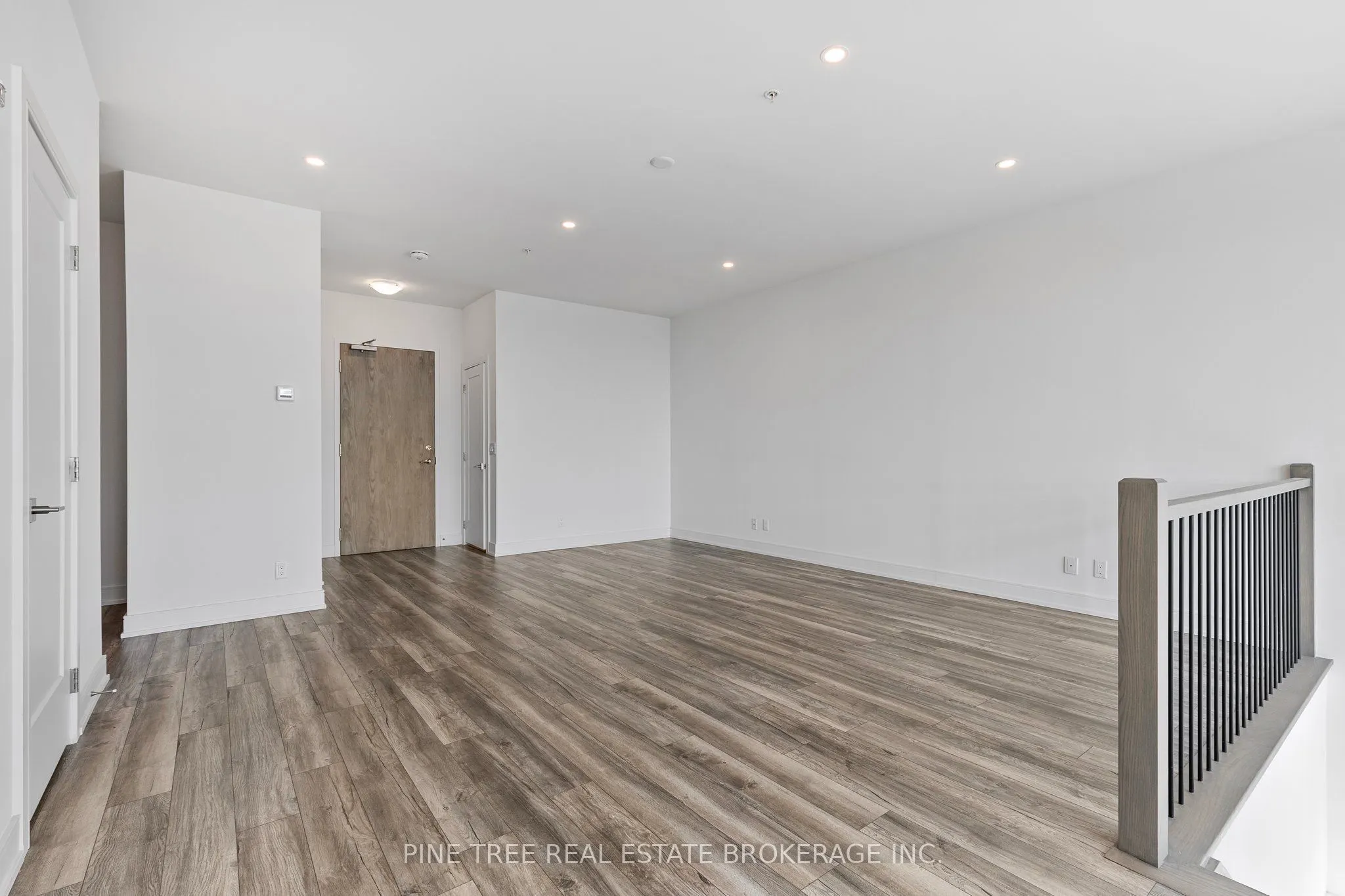 21 Matchedash Street S, #105