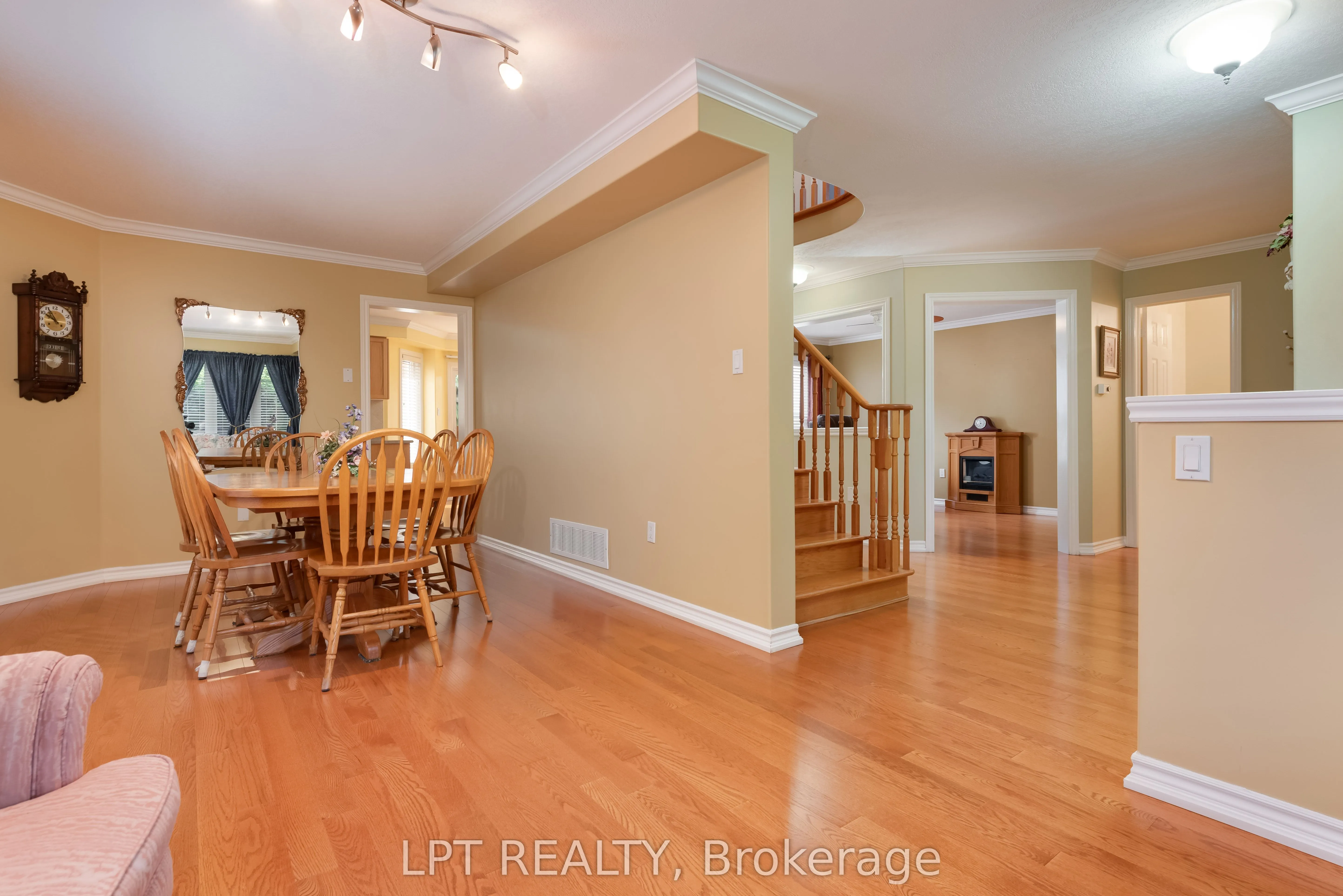 25 Dunnett Drive