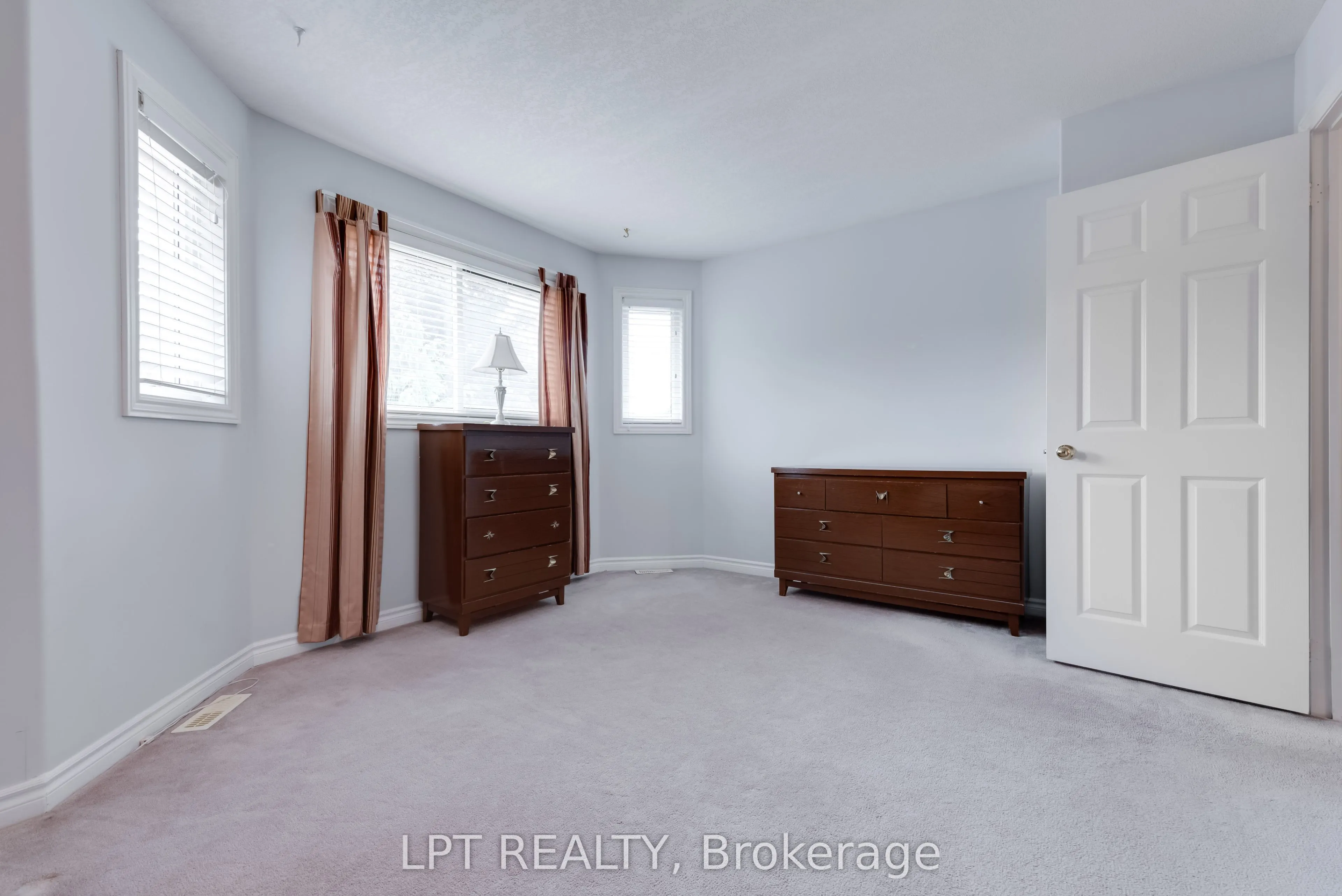 25 Dunnett Drive