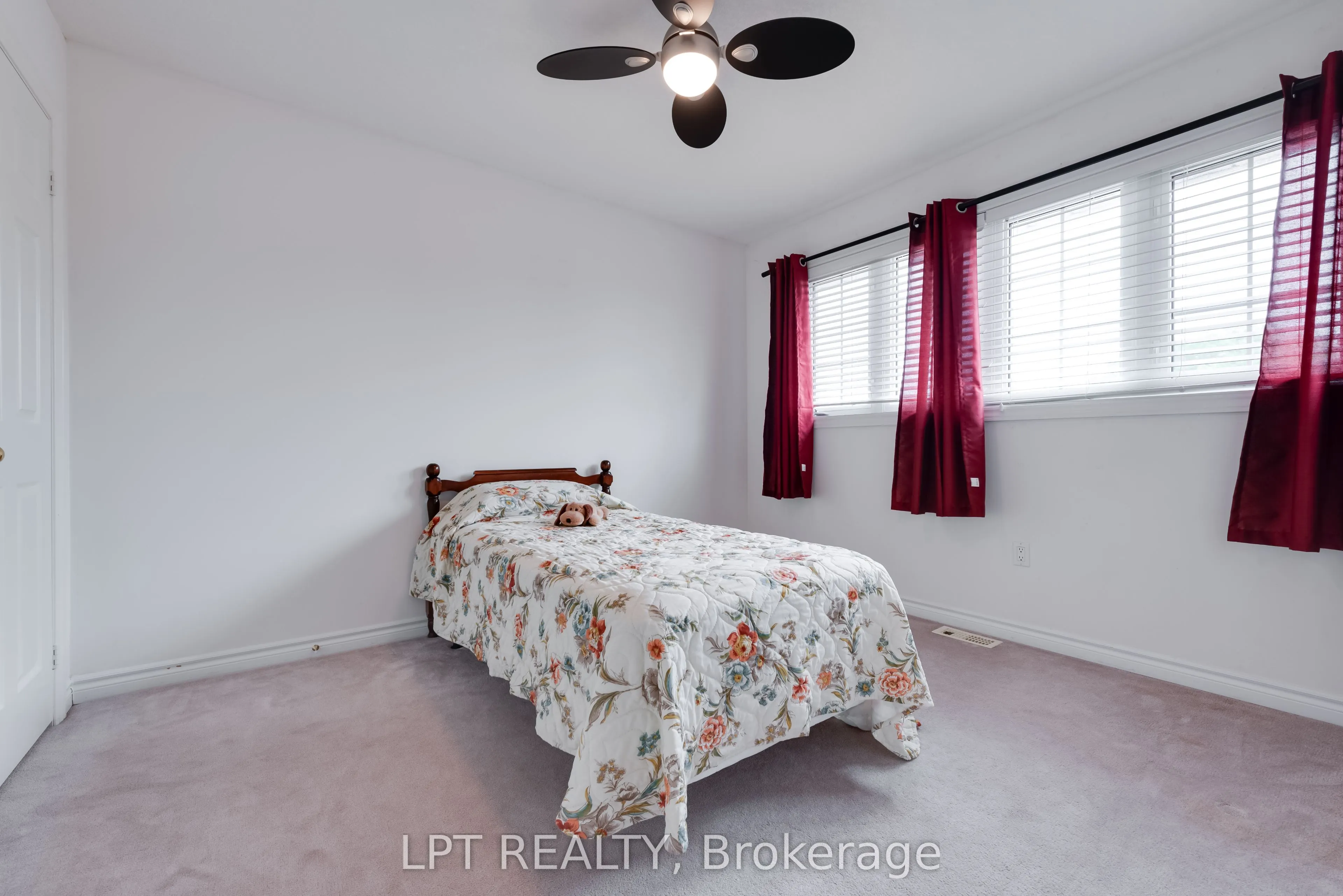25 Dunnett Drive
