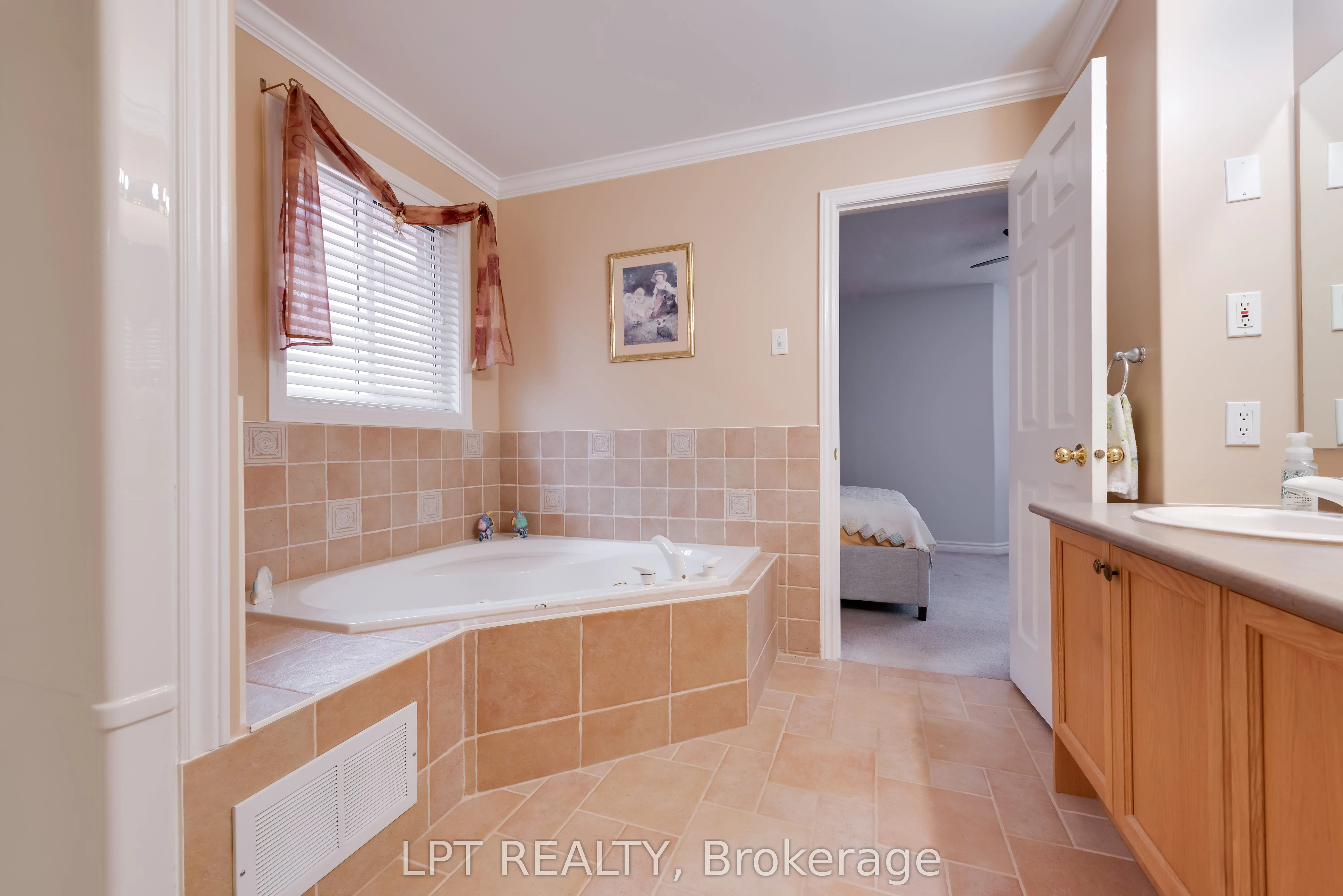 25 Dunnett Drive