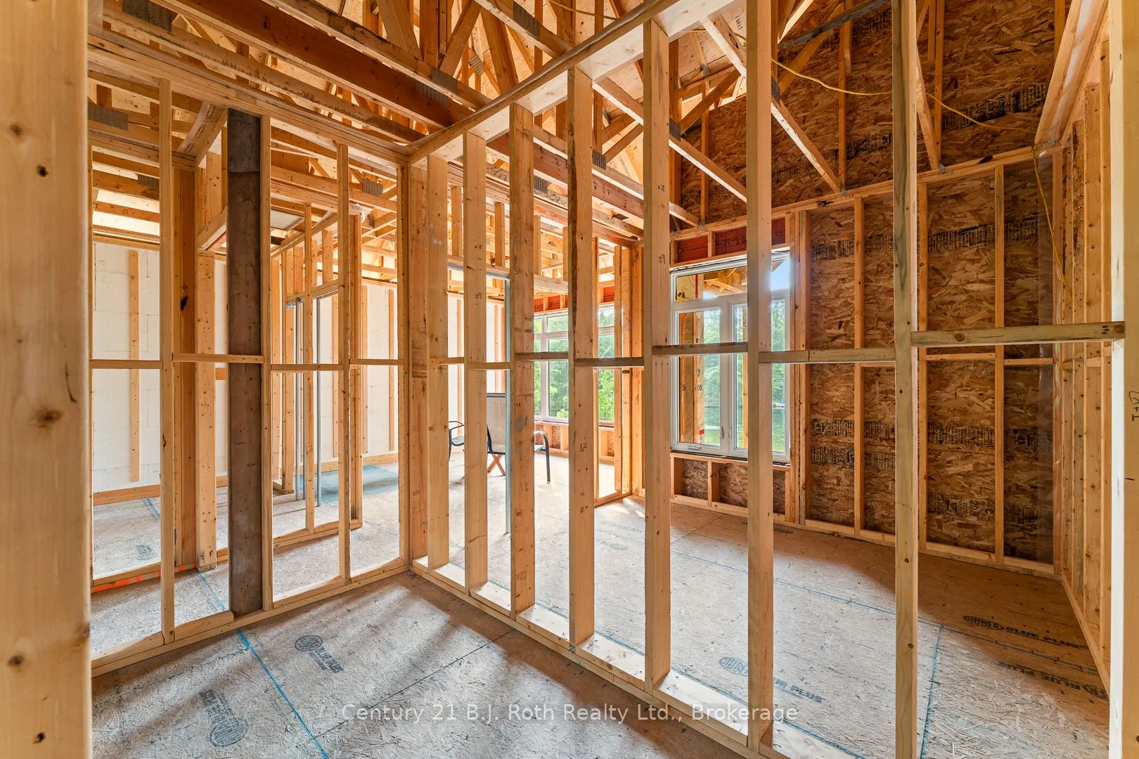 8126 Oakridge Drive