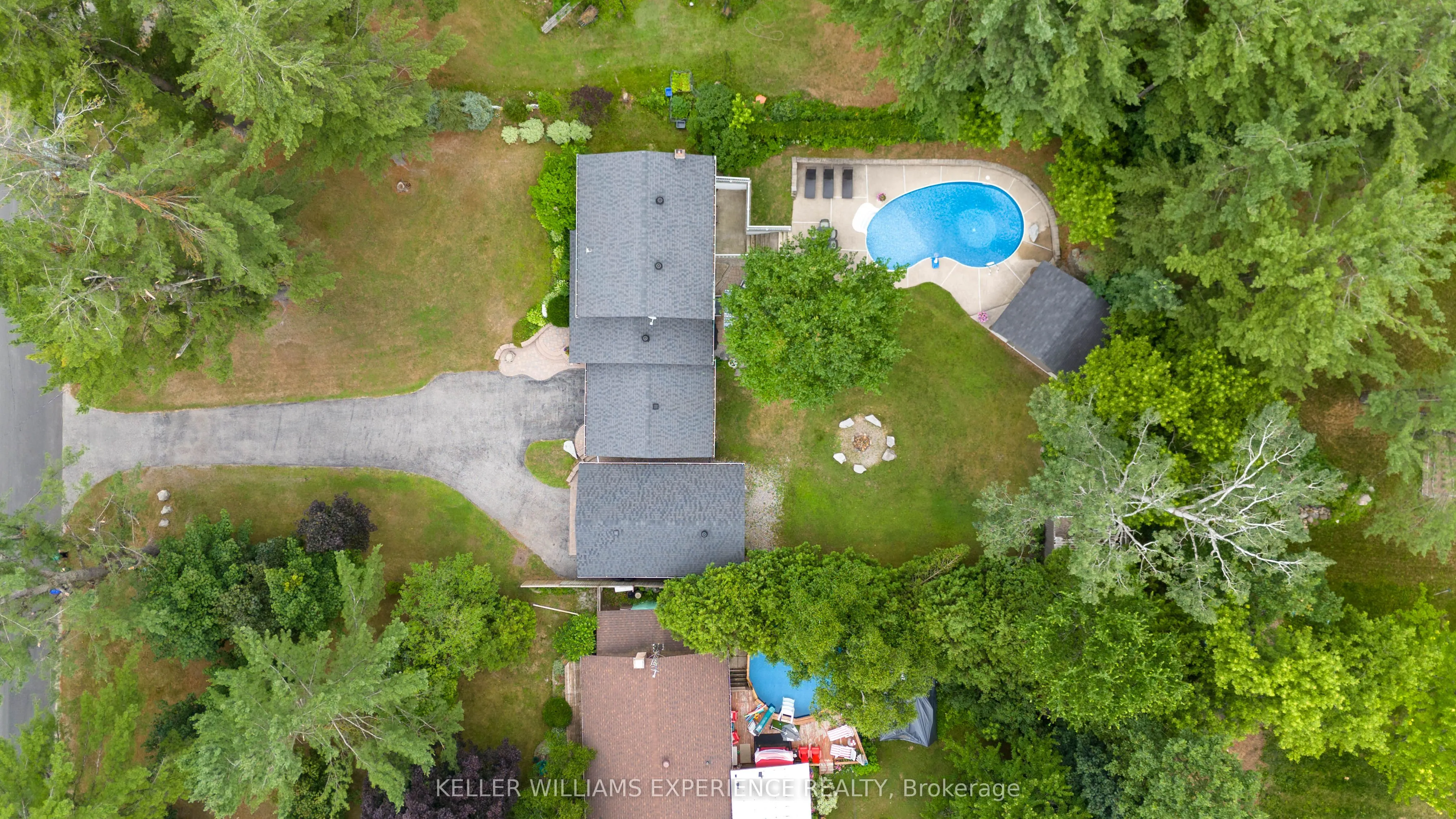 31 Lawrence Avenue