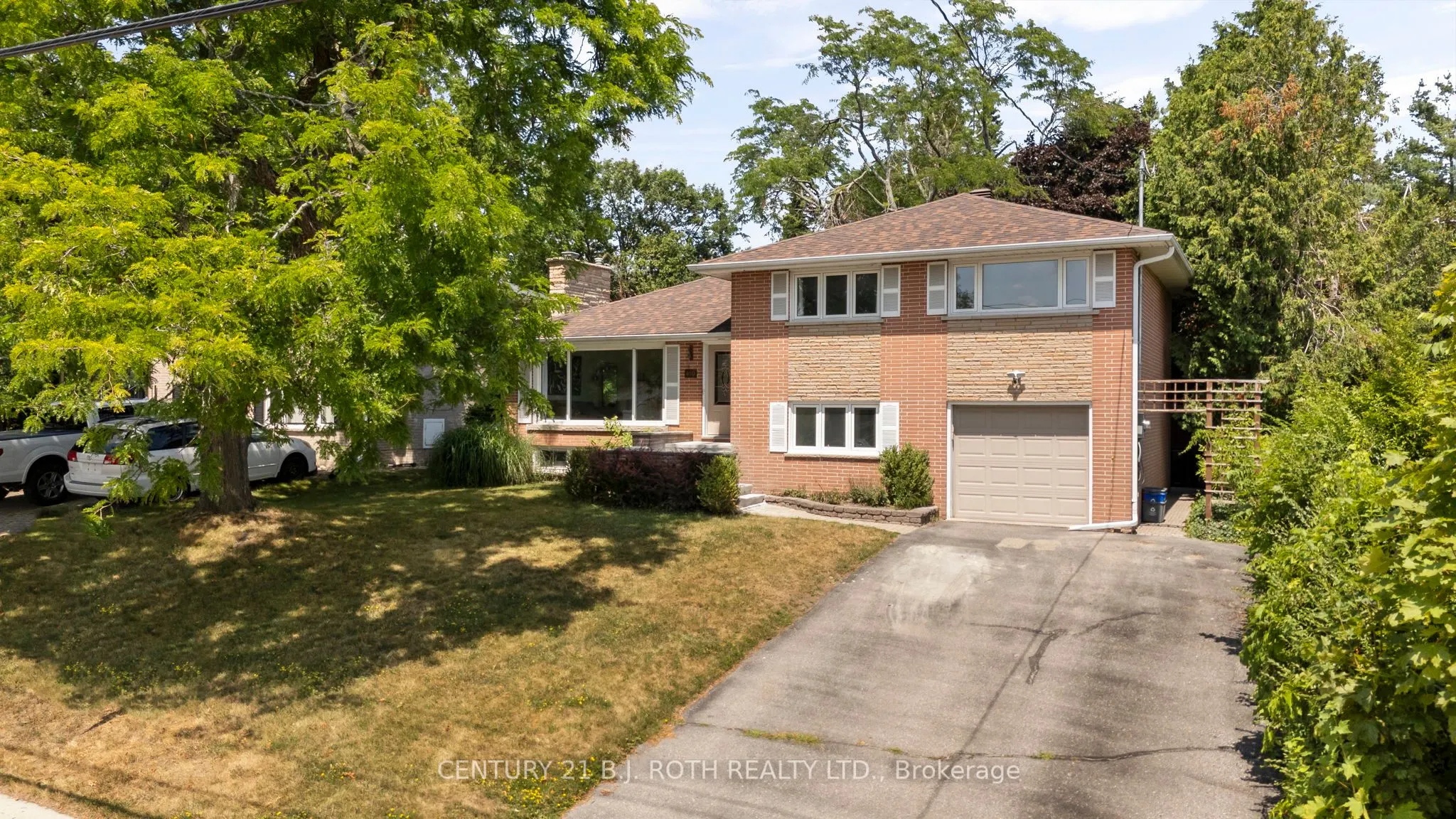 410 CODRINGTON Street