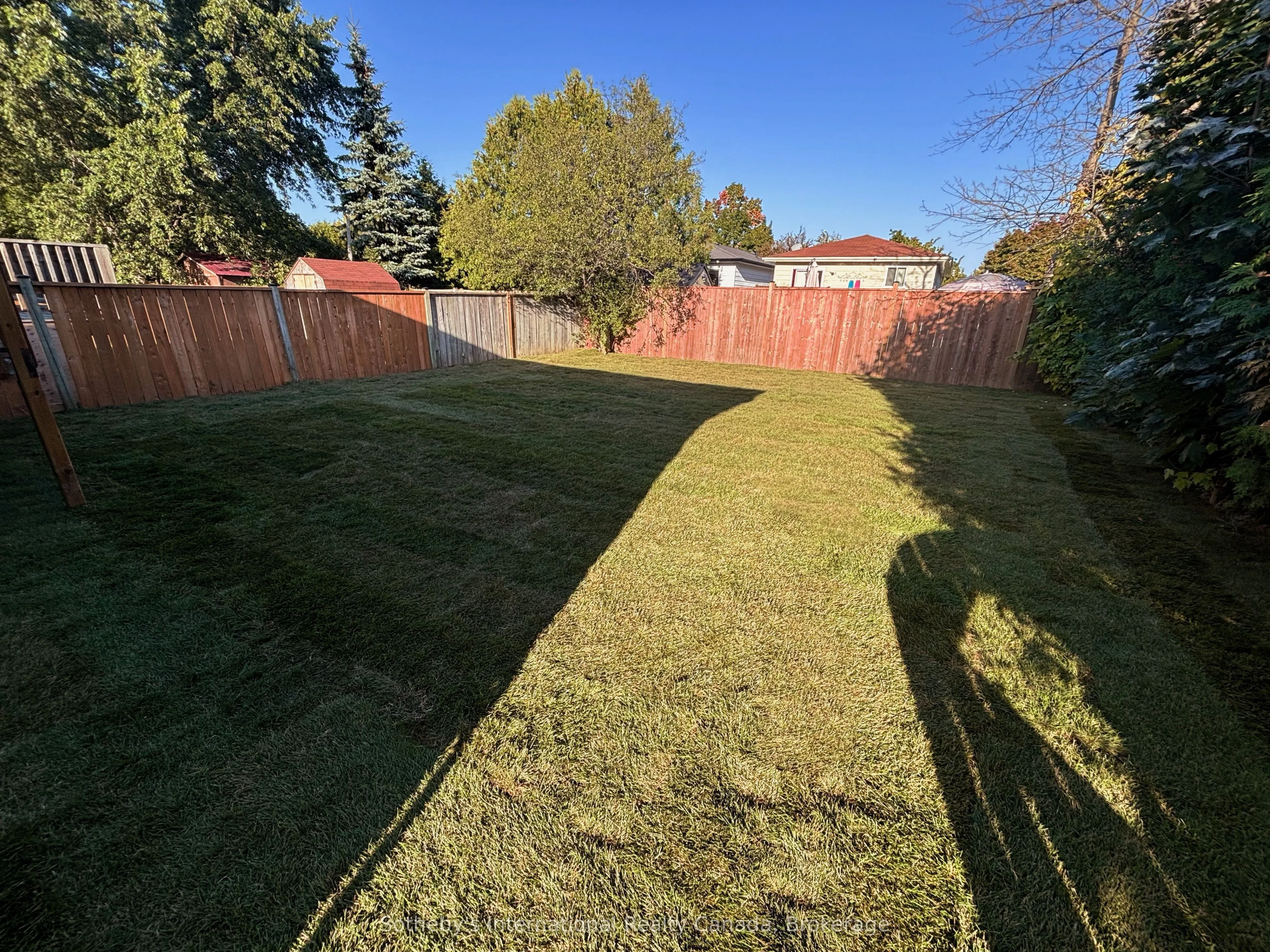 55 Courtice Crescent