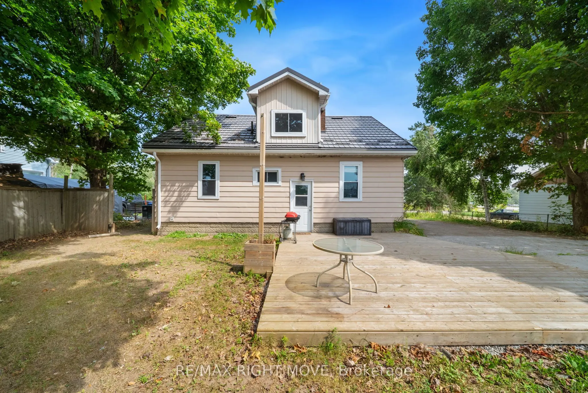 2639 Ego Side Road