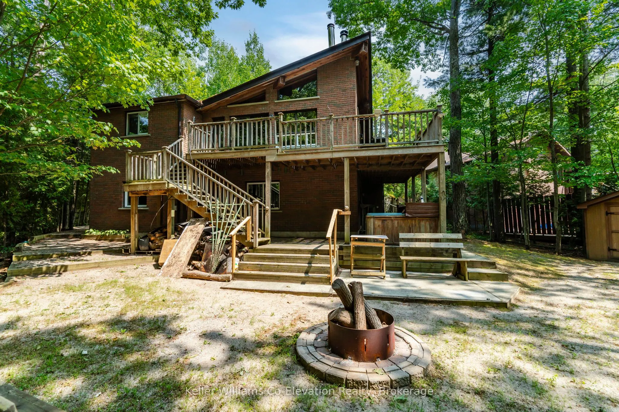 1246 Tiny Beaches Road N