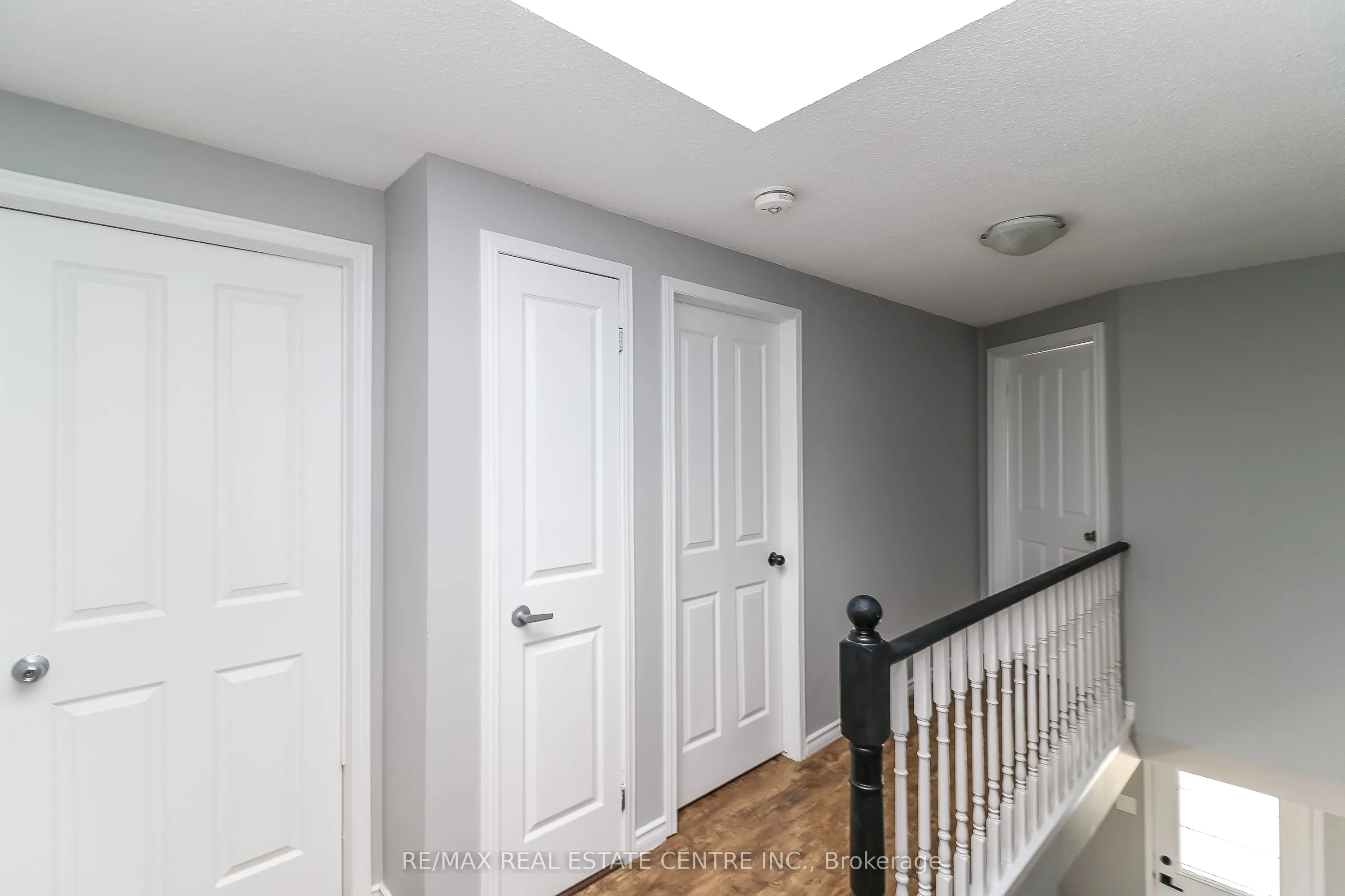 304 Cundles Road W