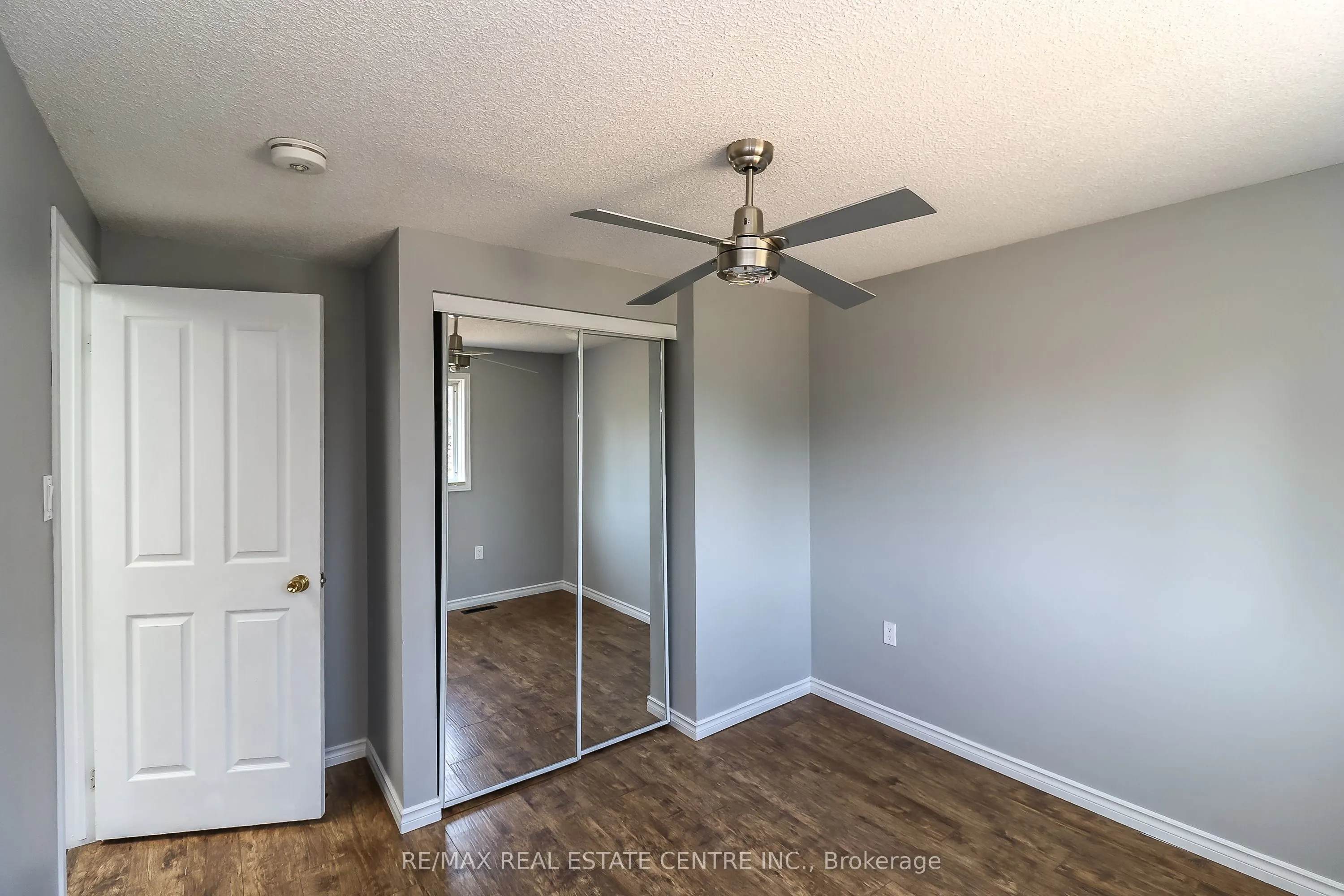 304 Cundles Road W
