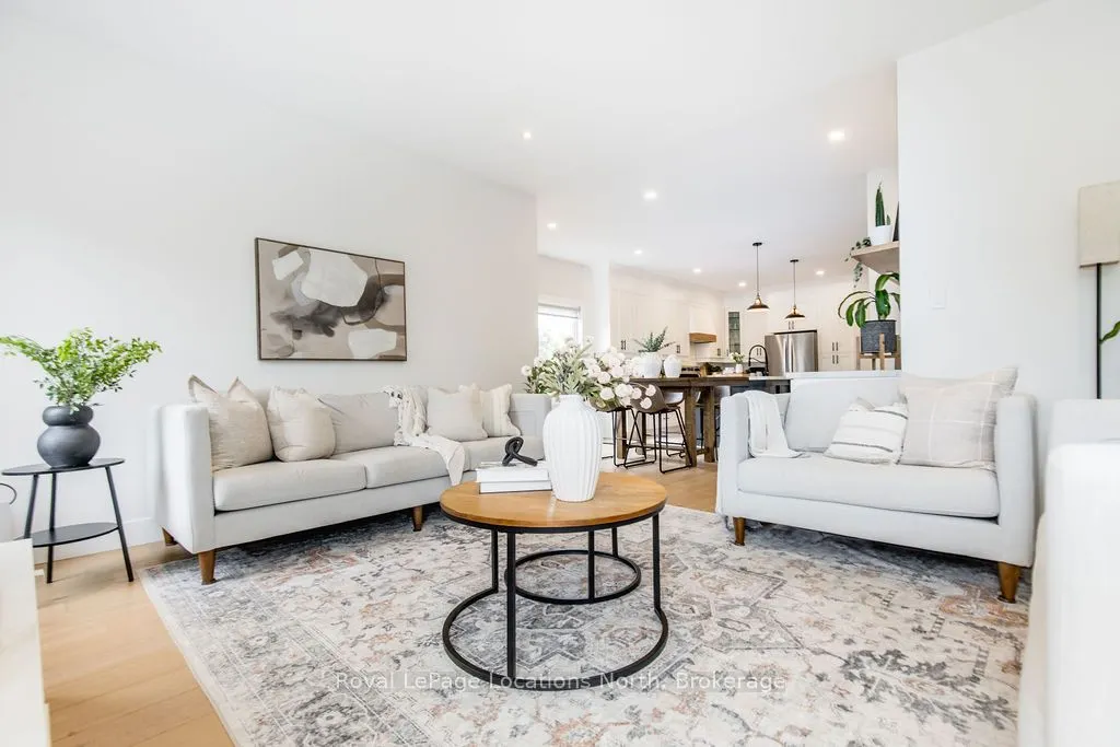 48 MEADOWLARK Boulevard