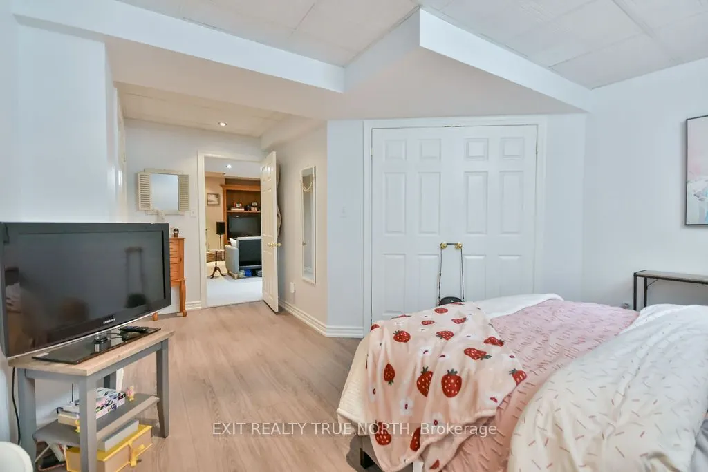 5 Newberry Court