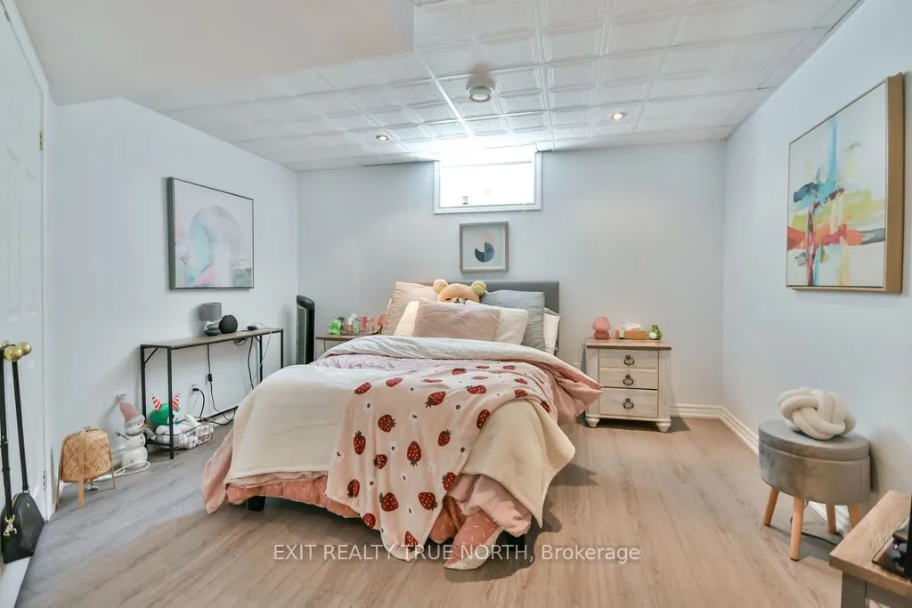 5 Newberry Court