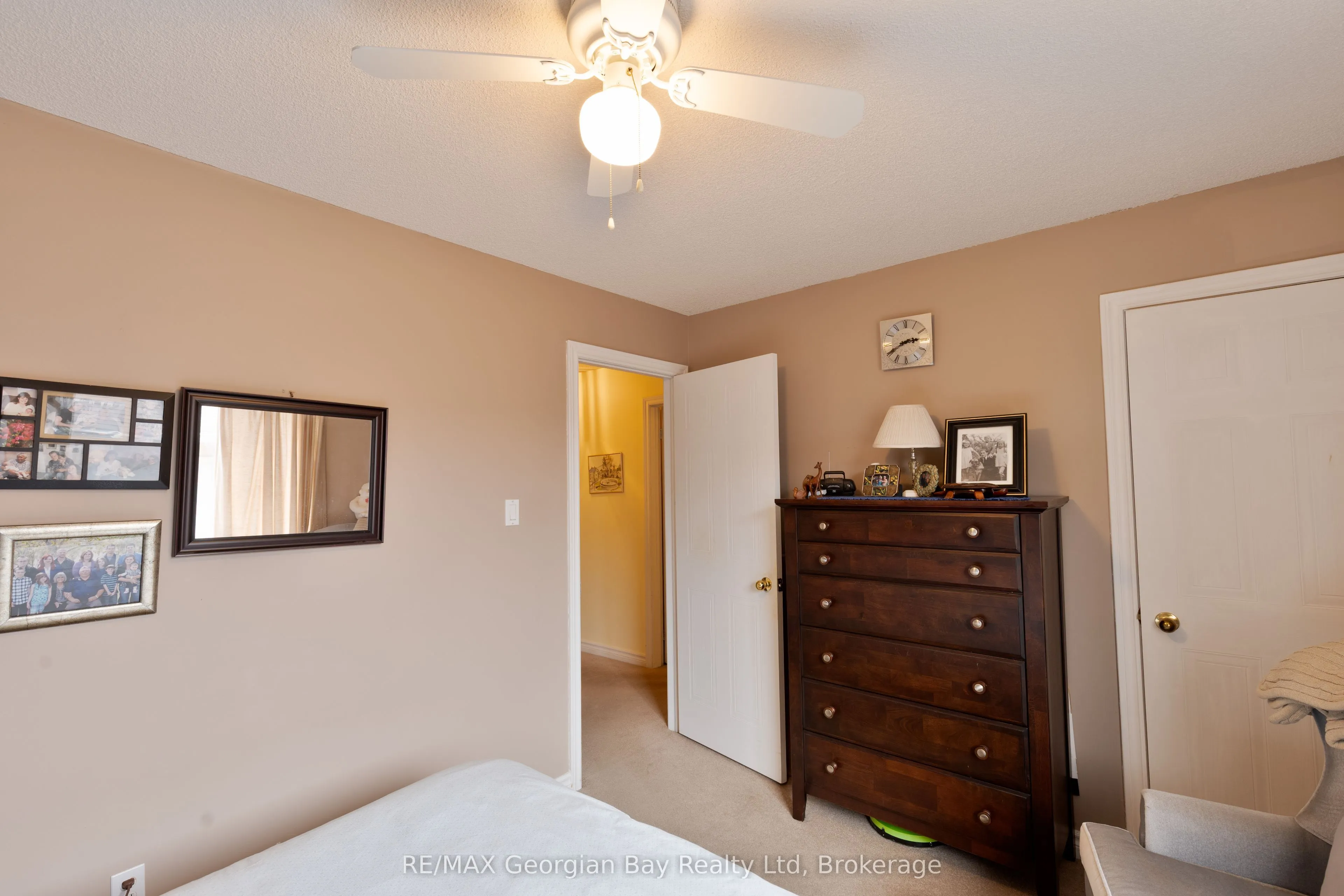 1057 Dina Crescent