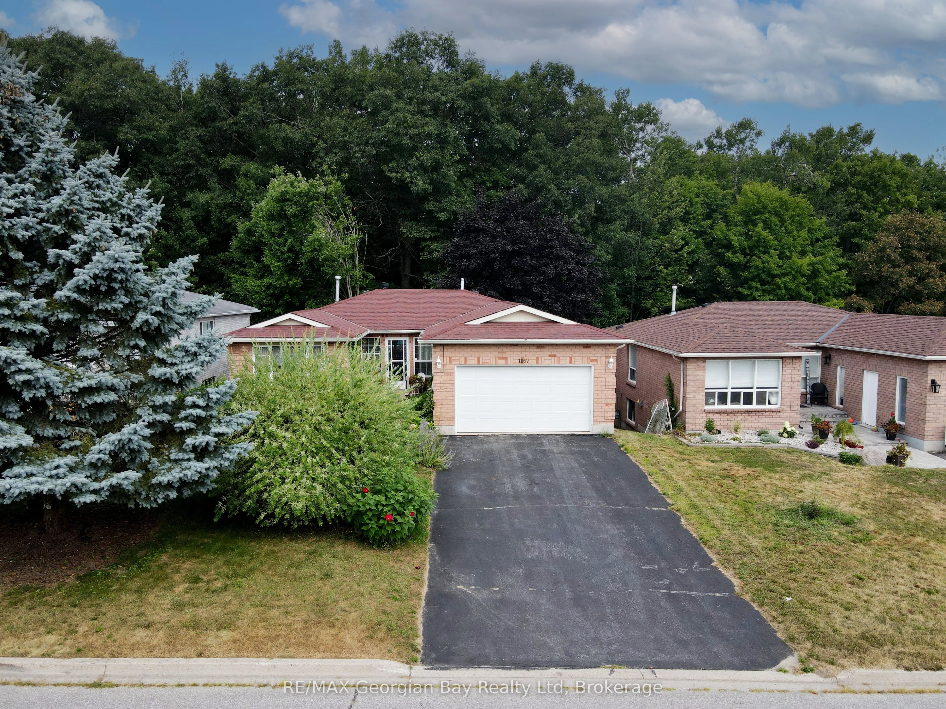 1057 Dina Crescent