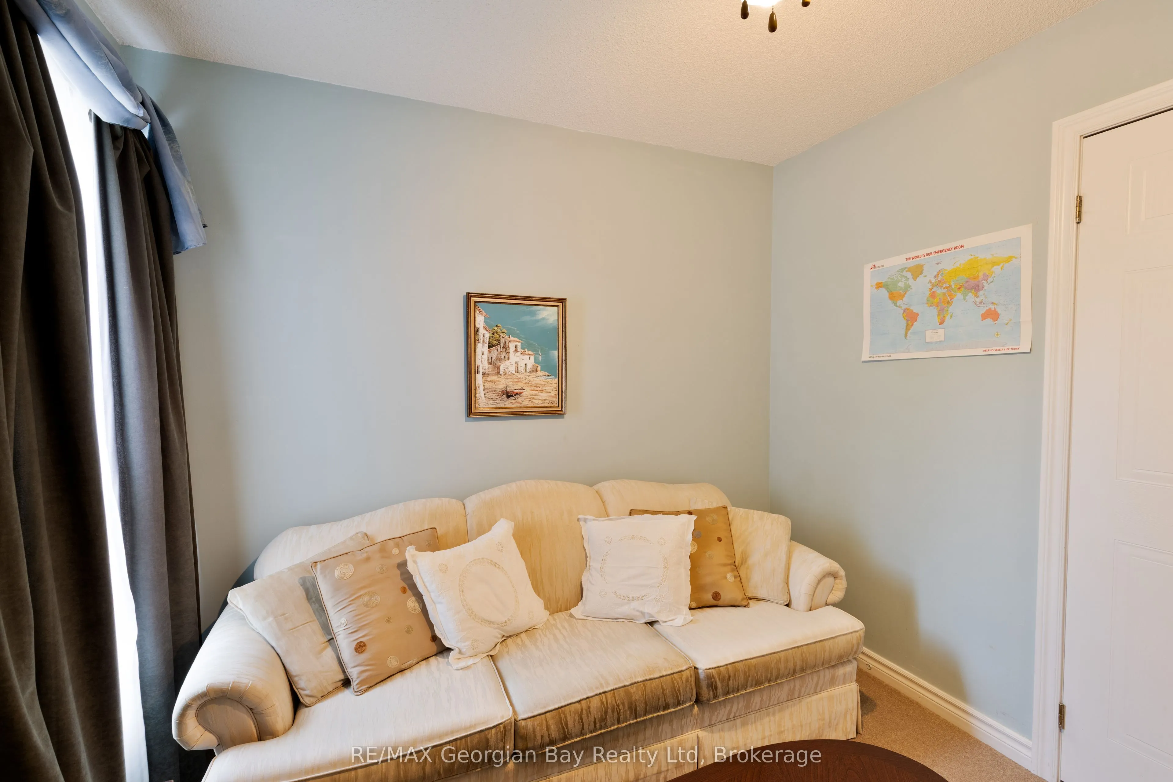 1057 Dina Crescent