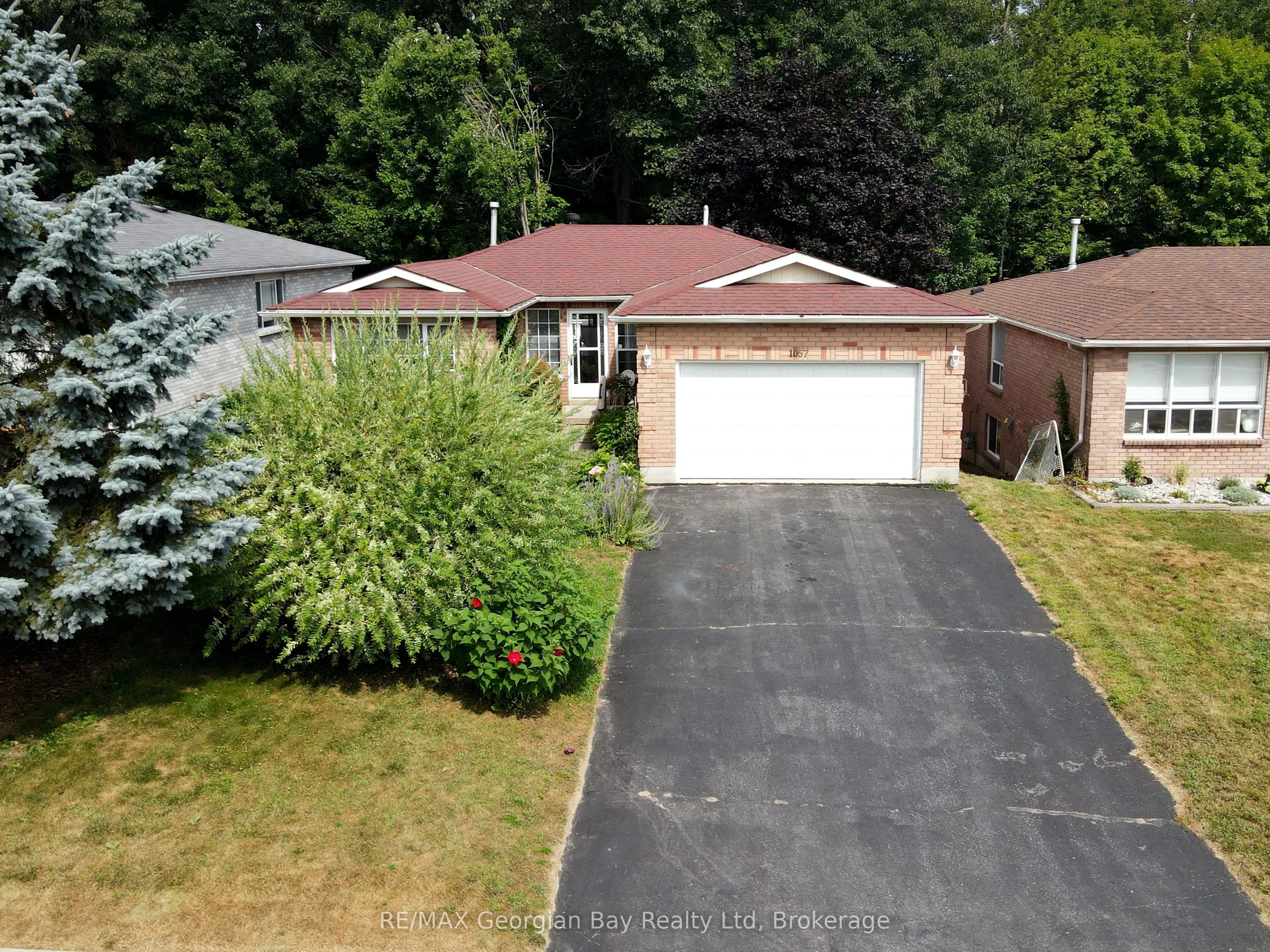 1057 Dina Crescent