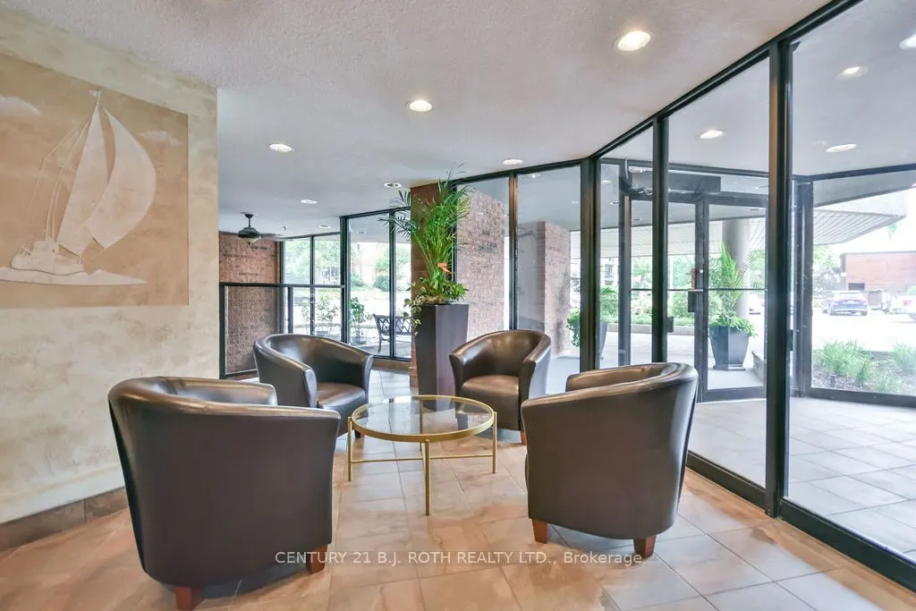 181 Collier Street, #405