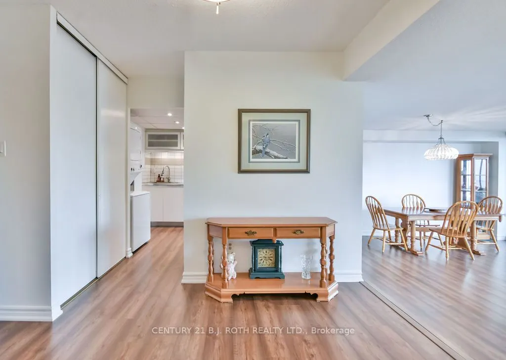 181 Collier Street, #405