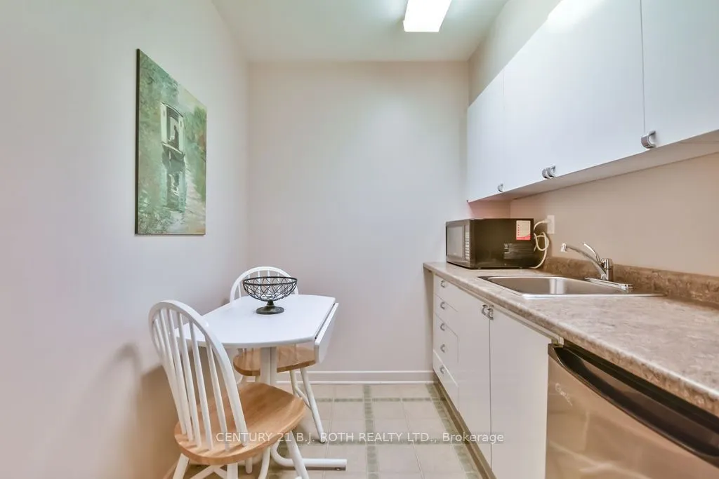 181 Collier Street, #405