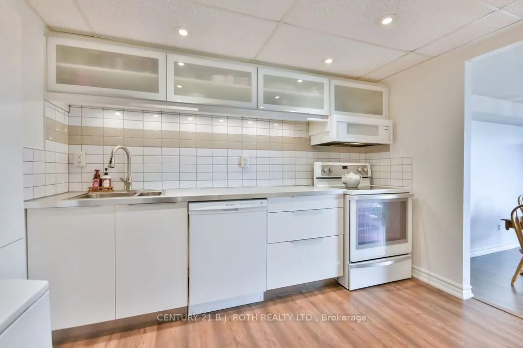 181 Collier Street, #405