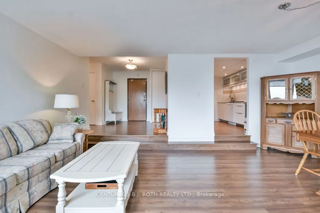 181 Collier Street, #405