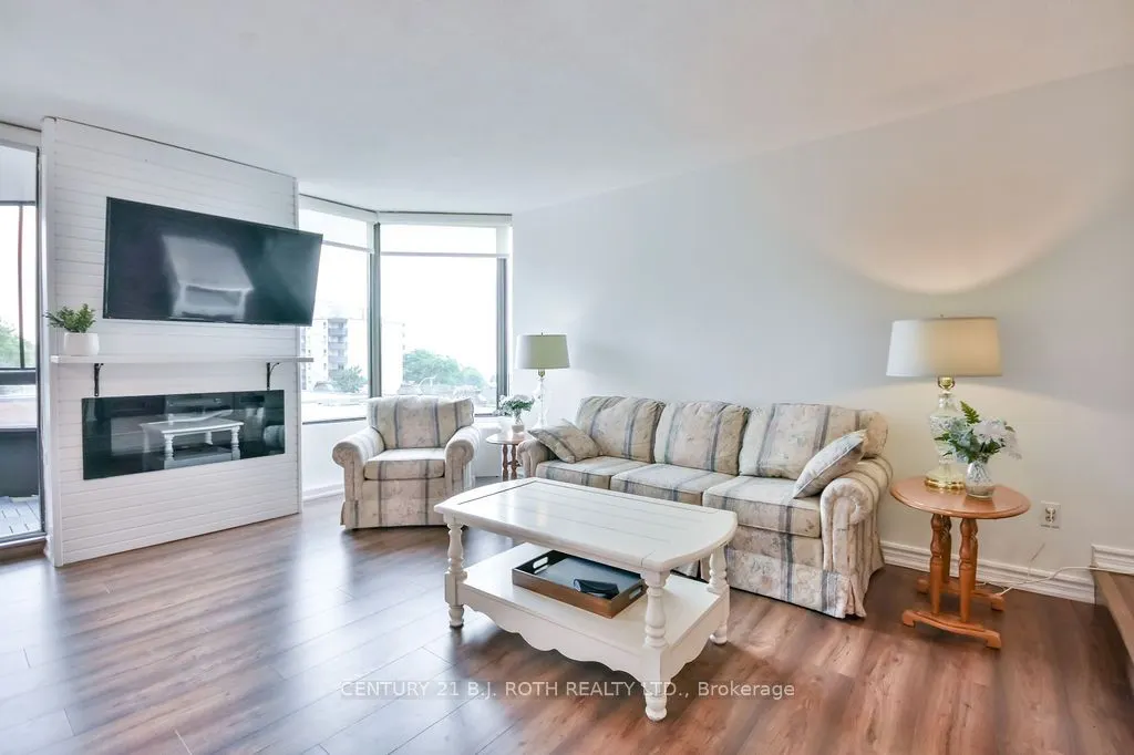181 Collier Street, #405