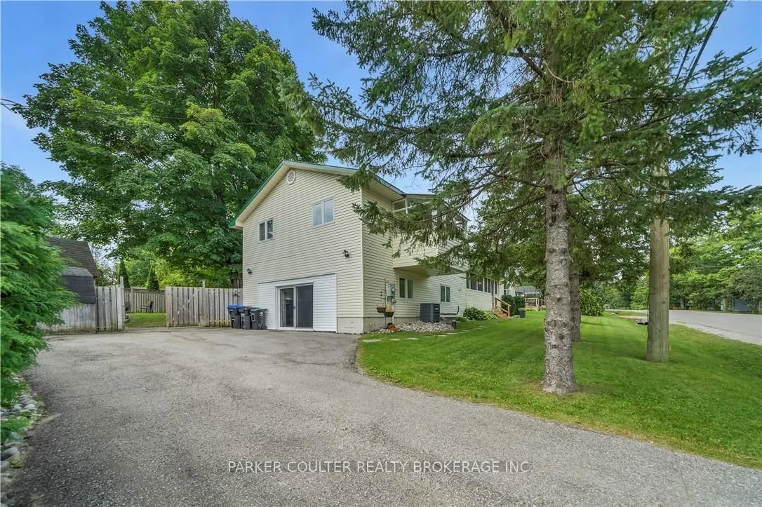 3 Earldom Boulevard