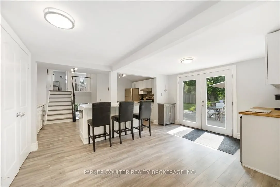 3 Earldom Boulevard