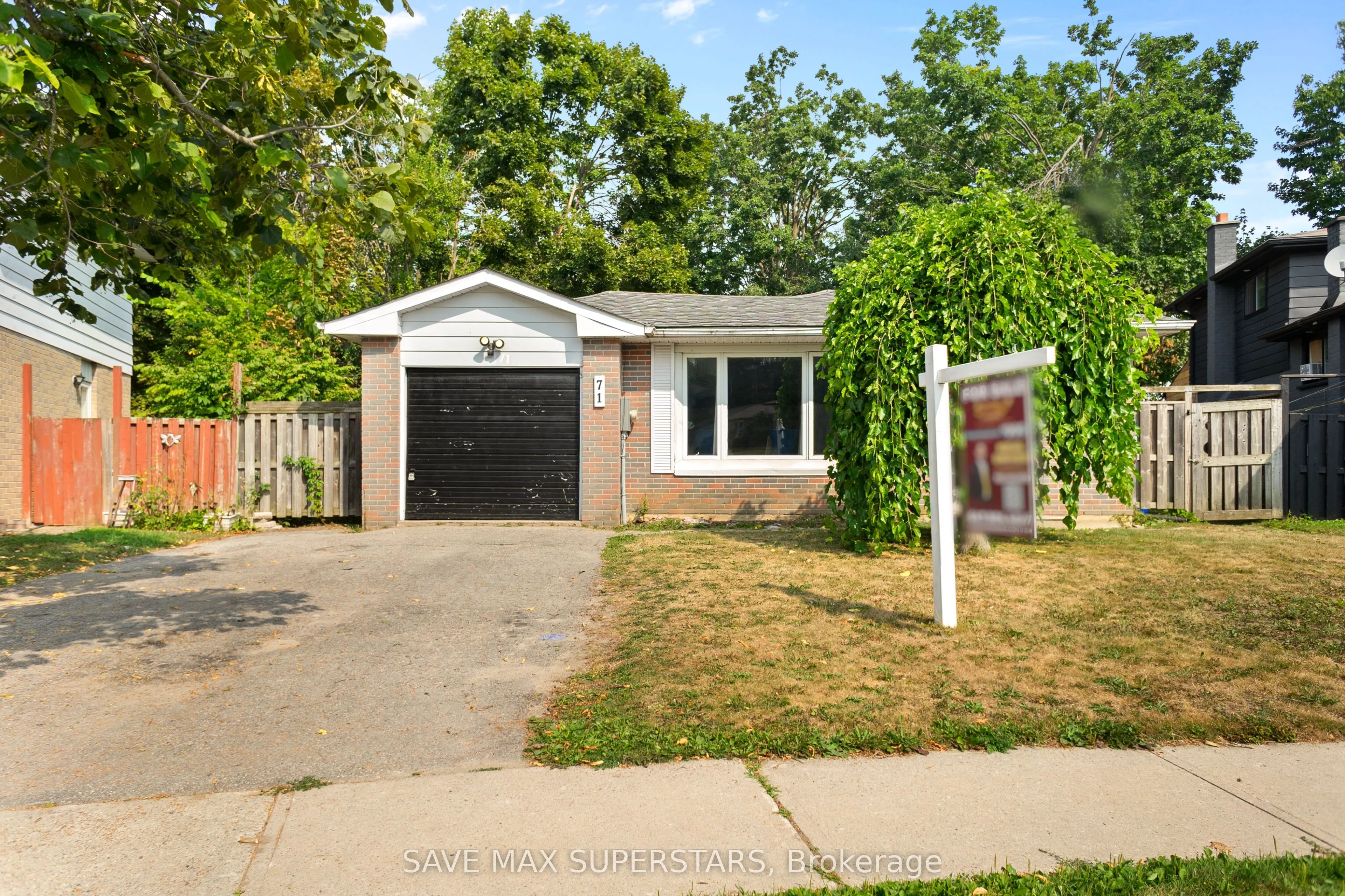 71 College Crescent
