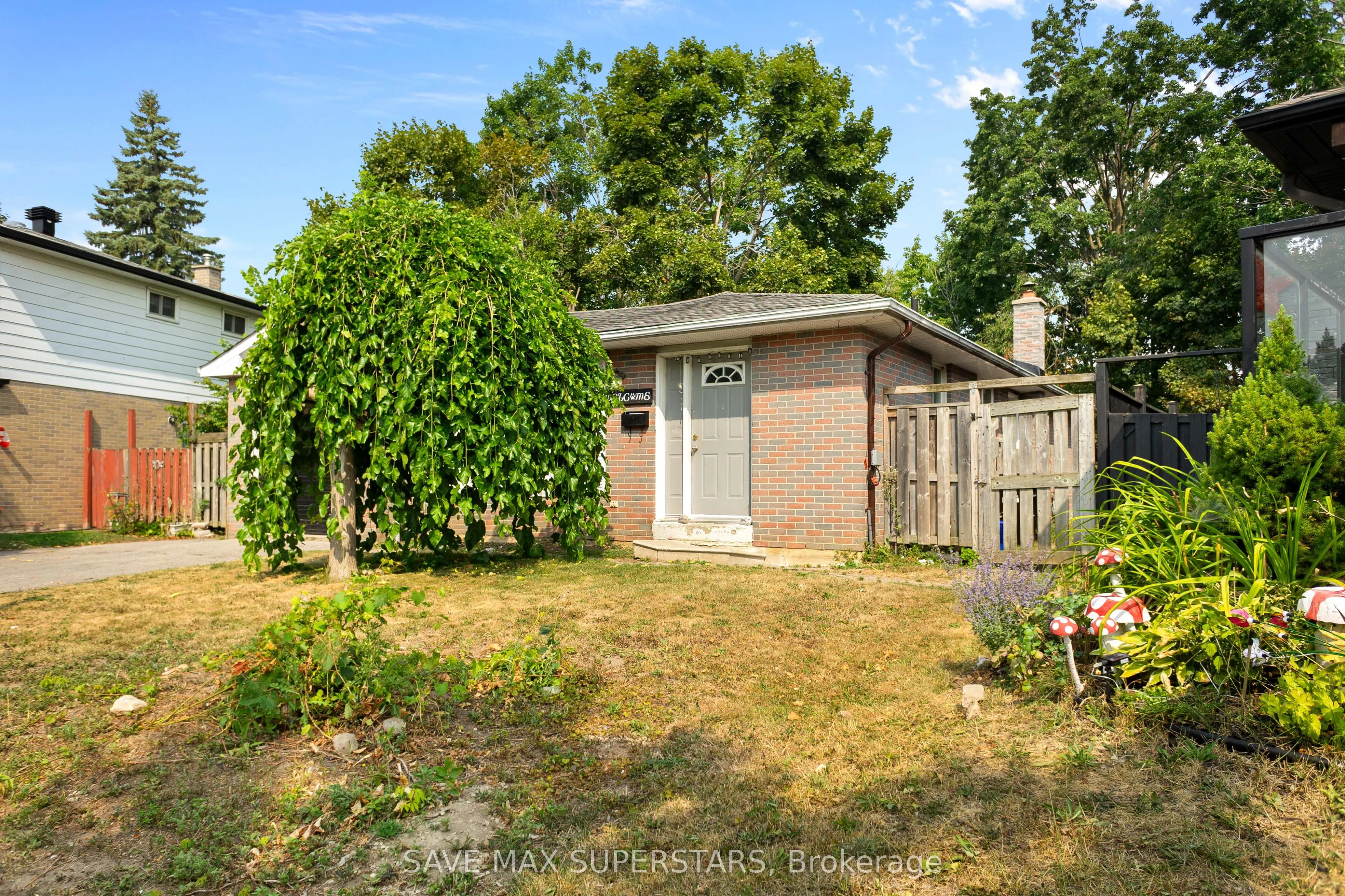 71 College Crescent