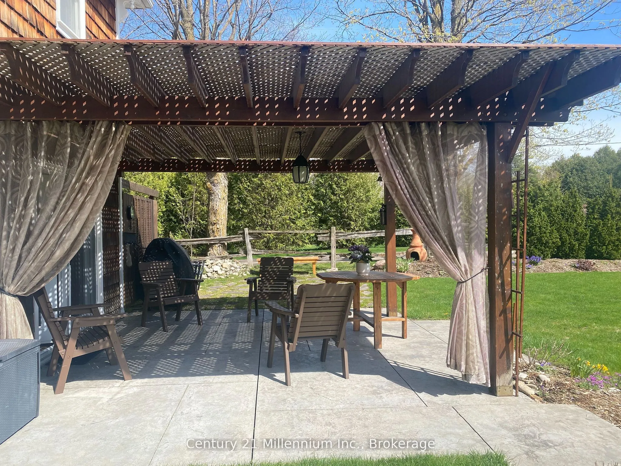680 Mountain Road