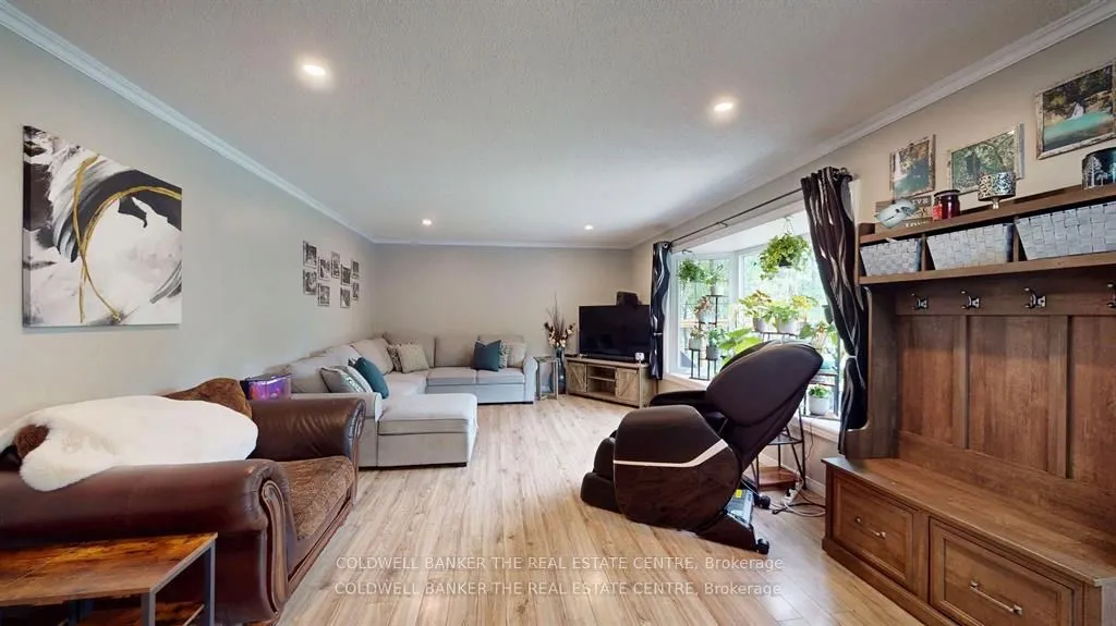 4557 Trent Trail