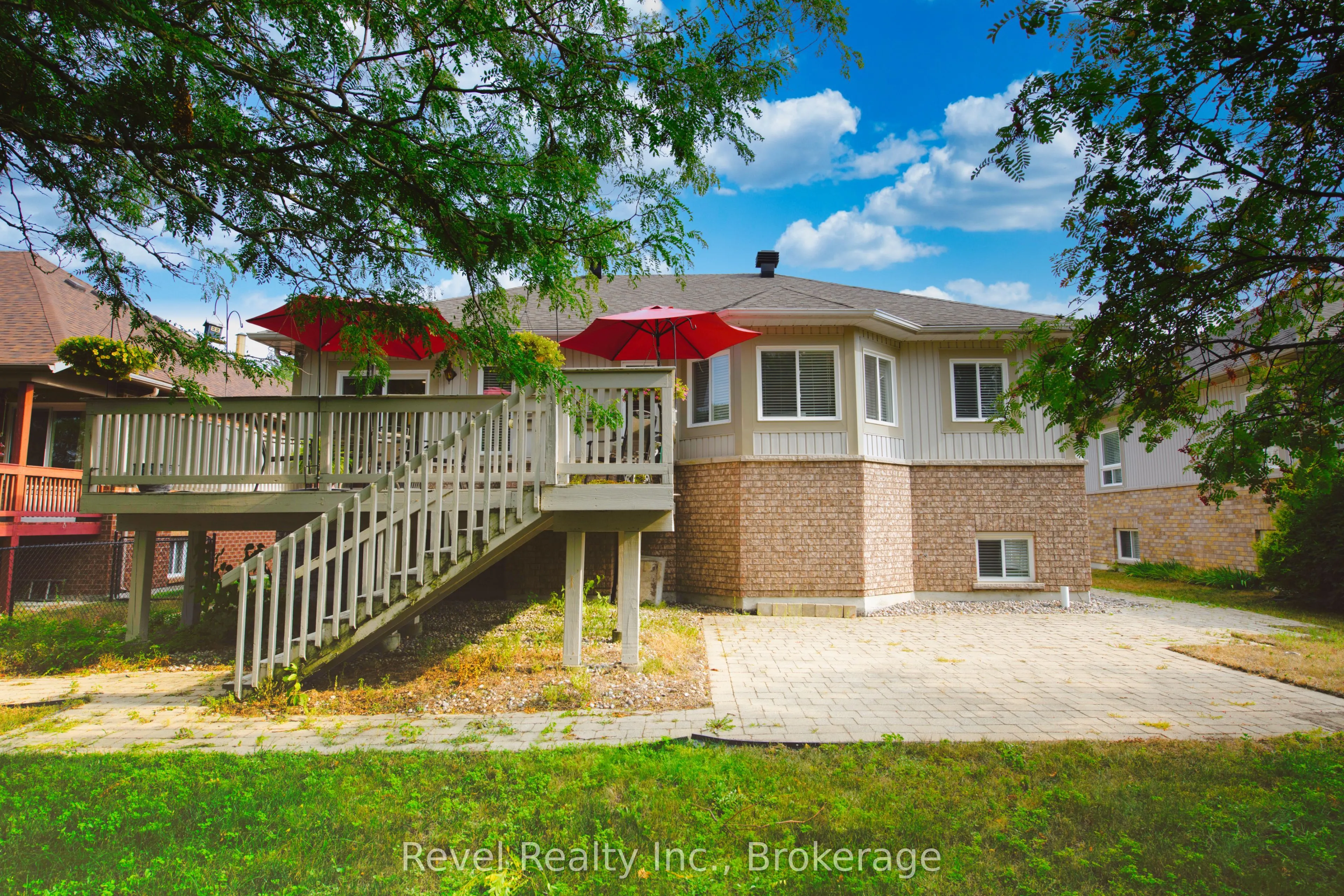 30 Cranberry Heights