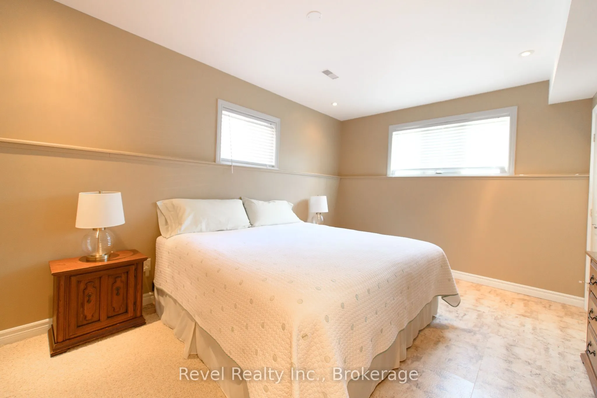 30 Cranberry Heights