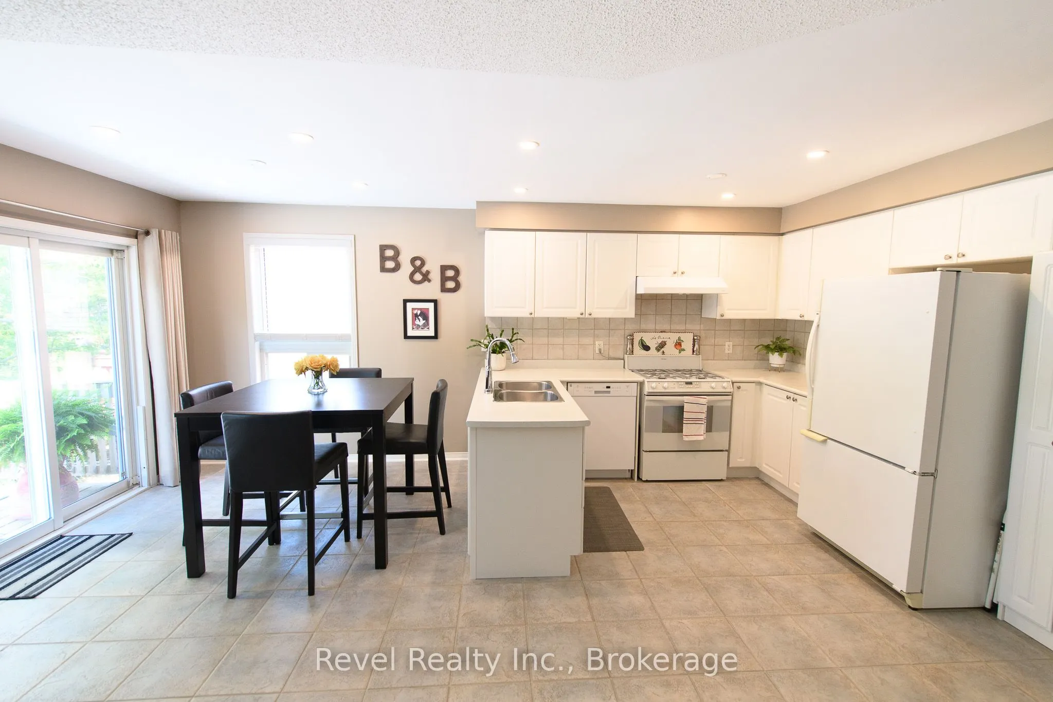 30 Cranberry Heights