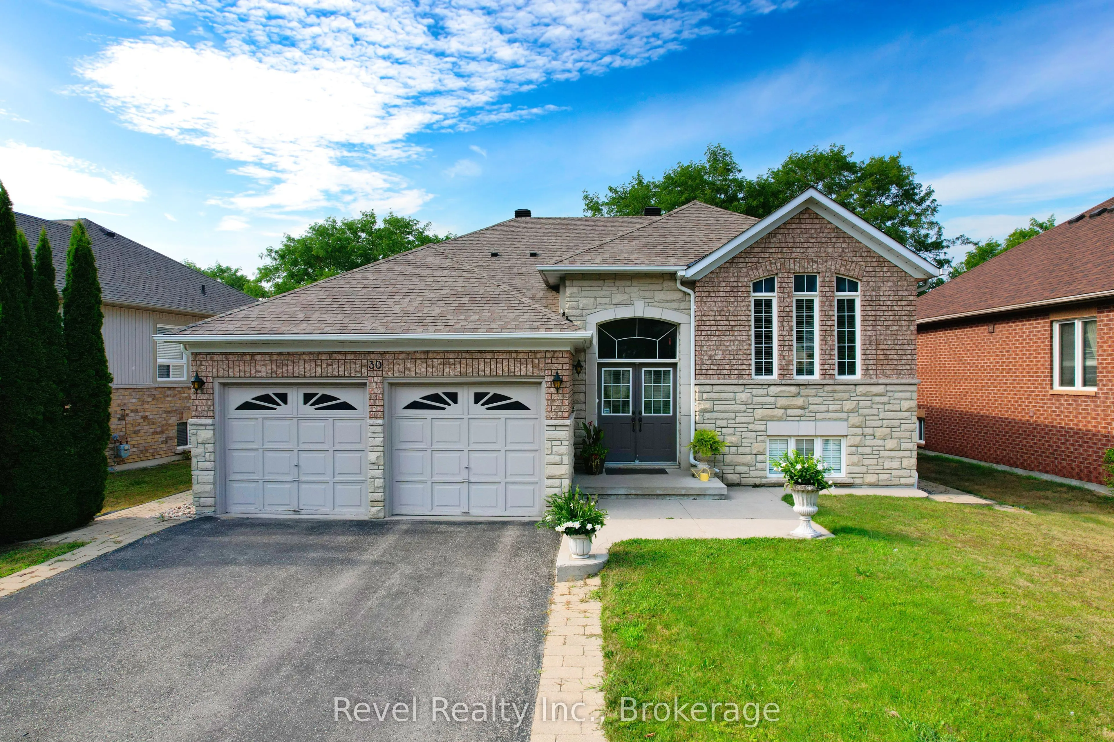30 Cranberry Heights