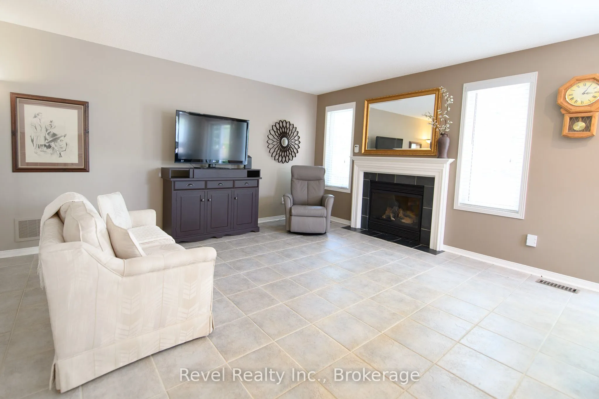 30 Cranberry Heights