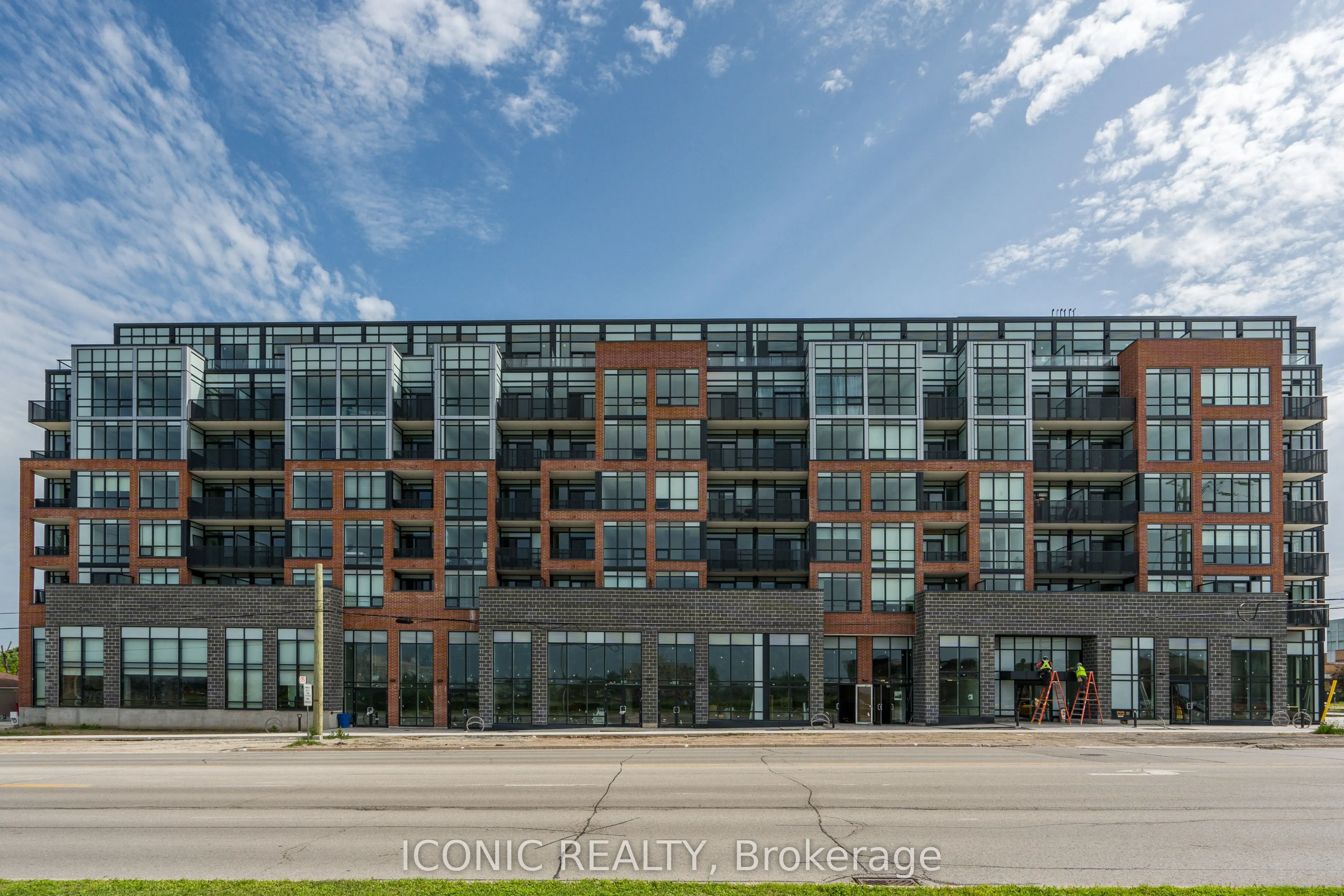 681 Yonge Street, #608
