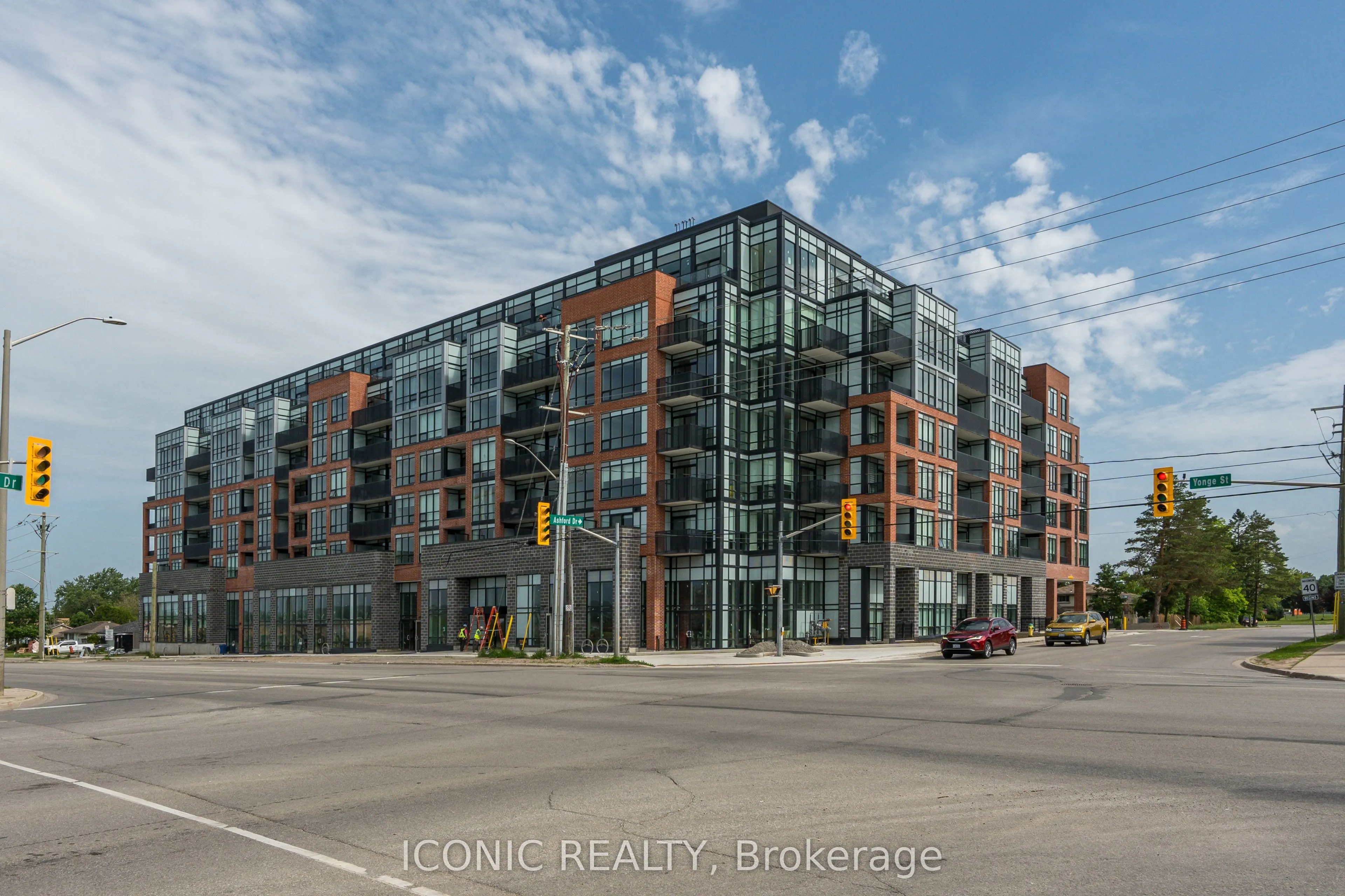 681 Yonge Street, #608
