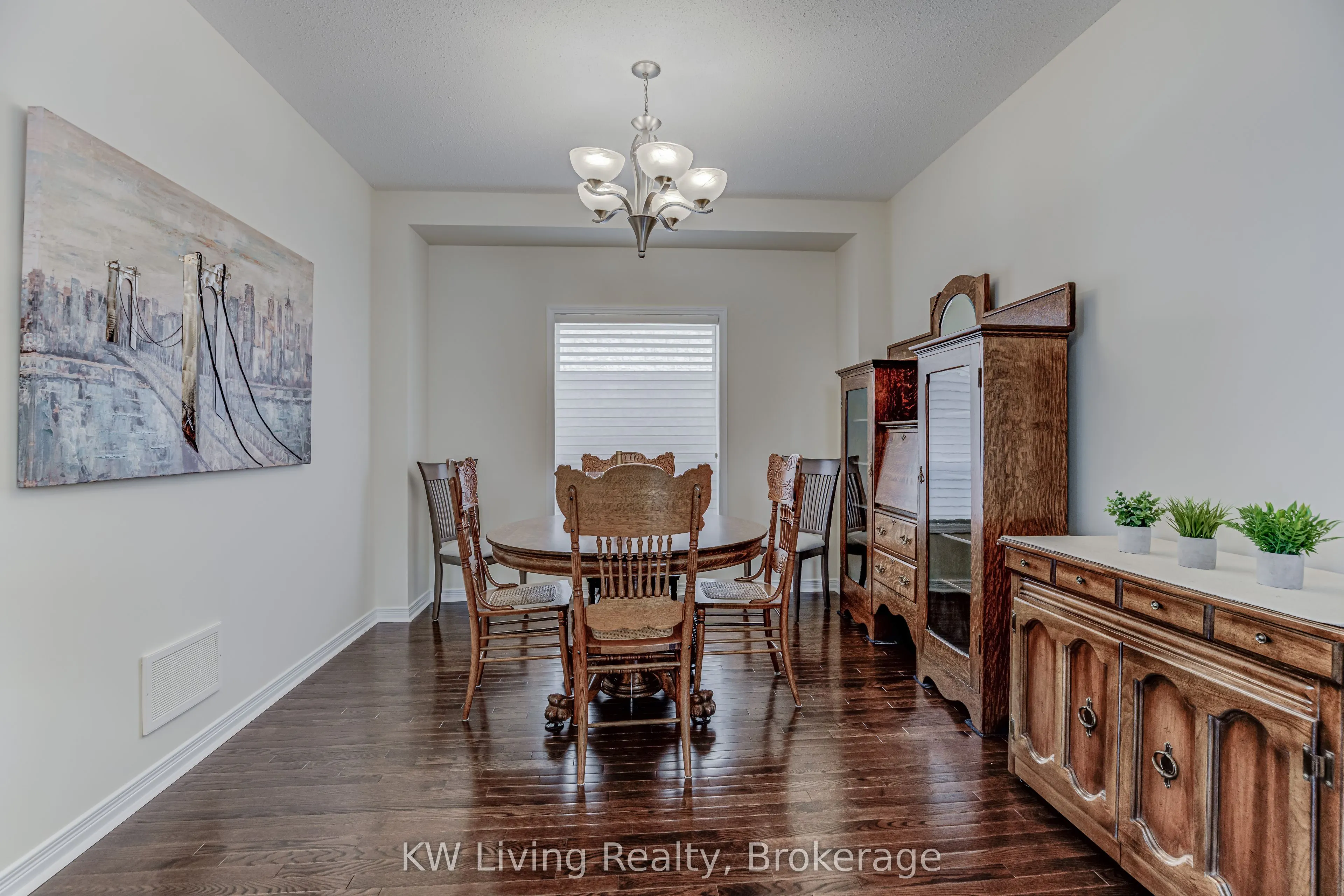 14 Charlemagne Avenue
