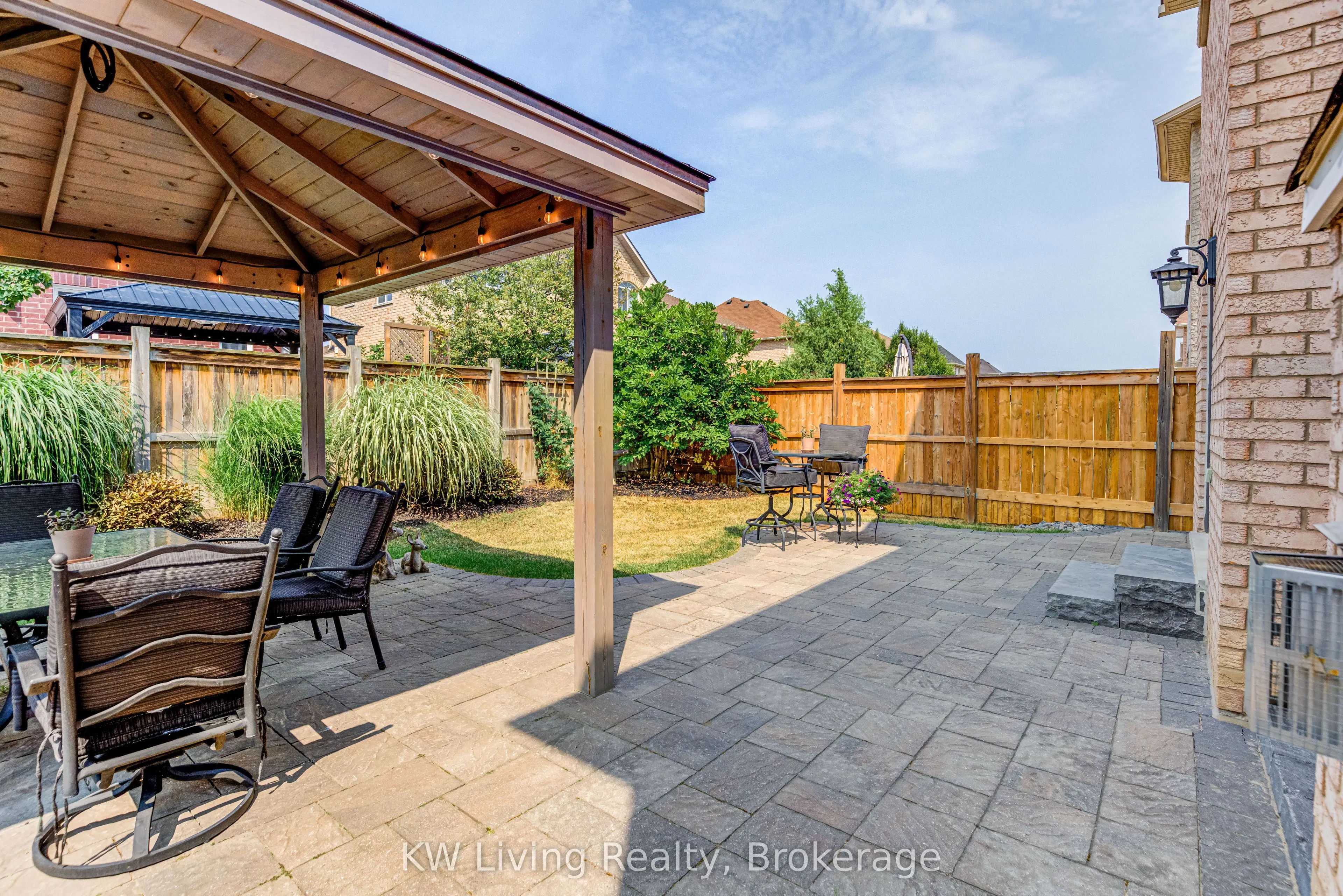 14 Charlemagne Avenue