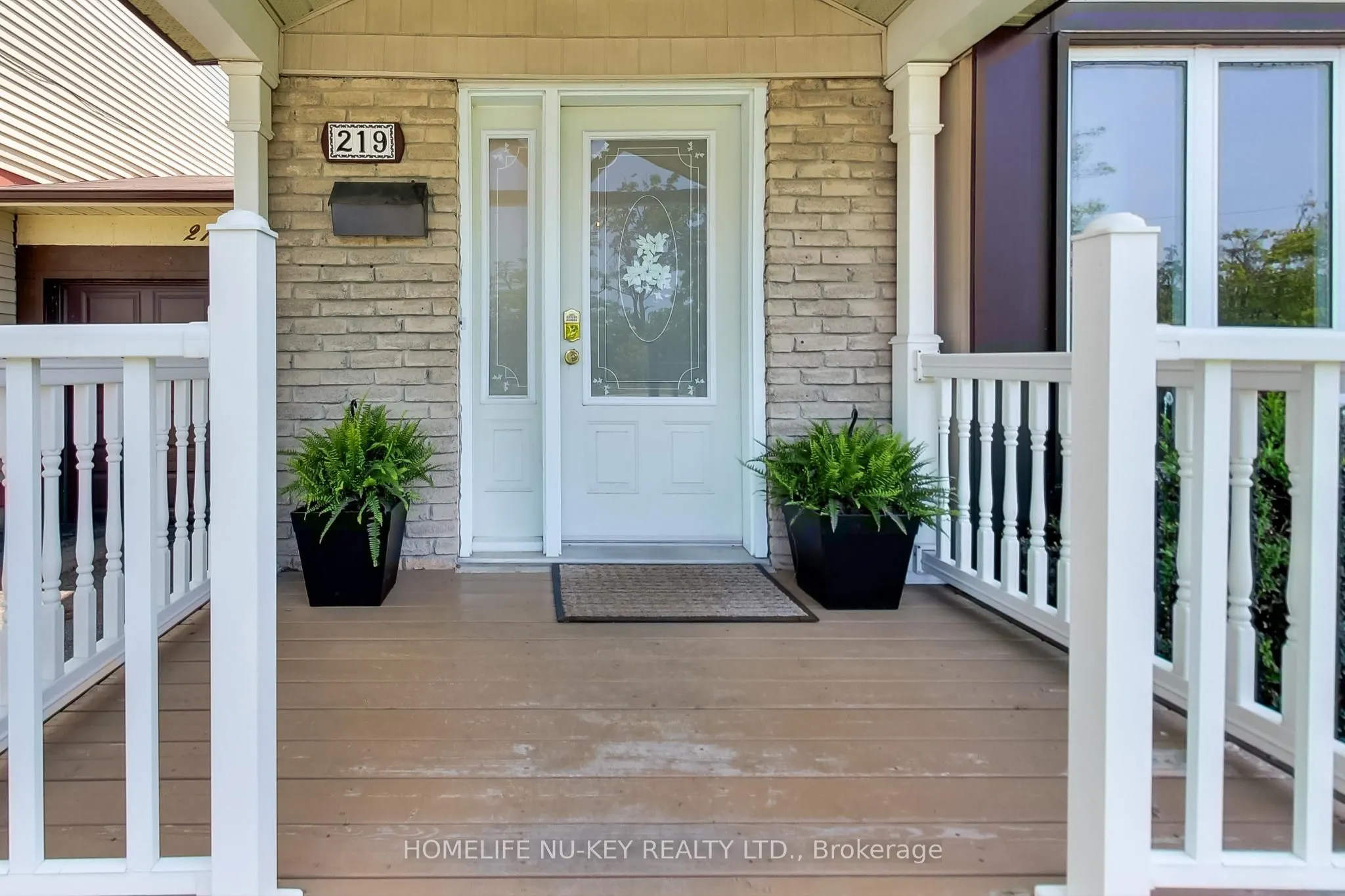 219 Cundles Road W