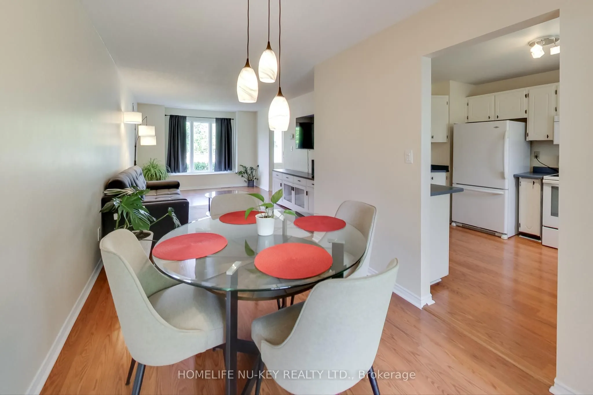 219 Cundles Road W