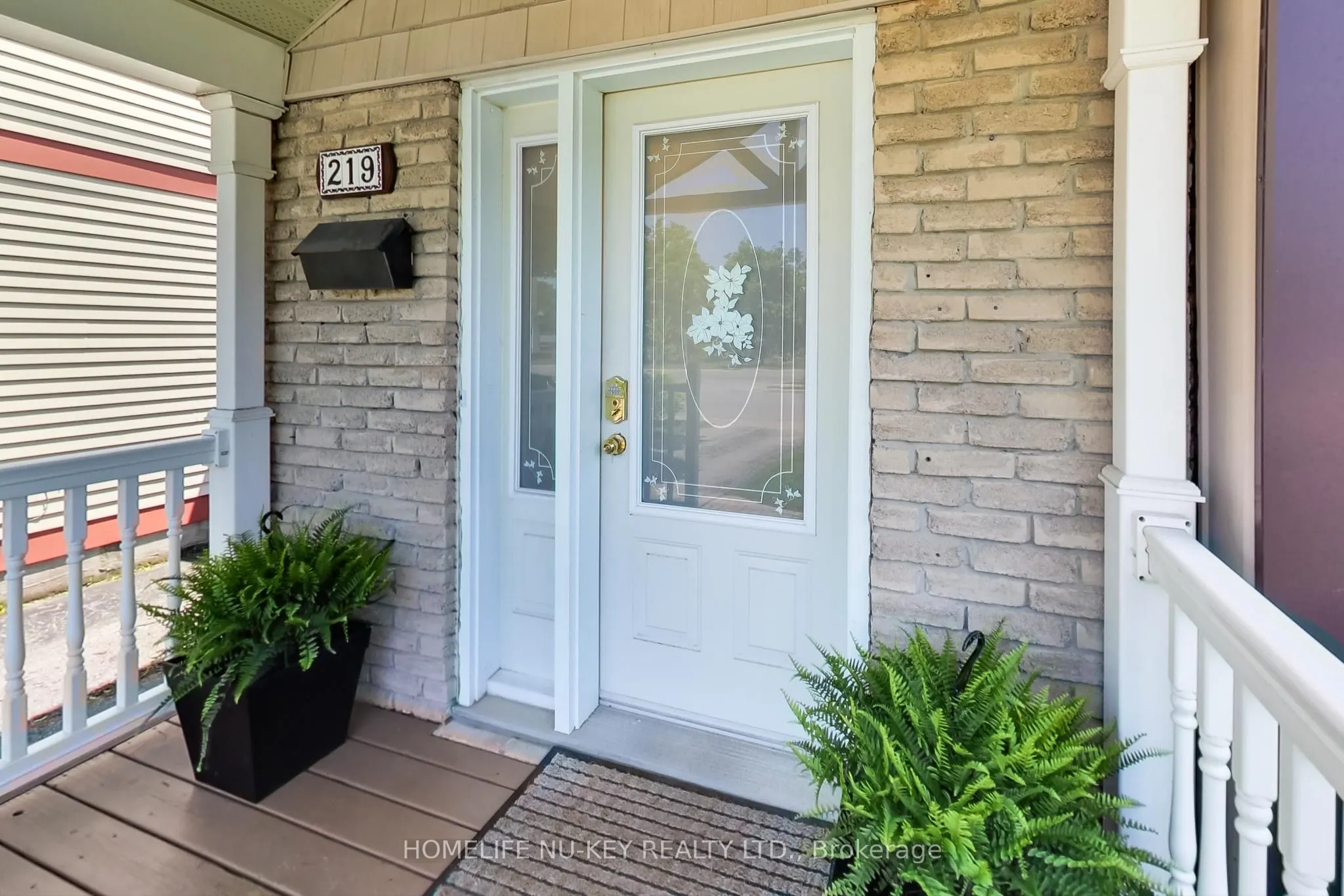219 Cundles Road W